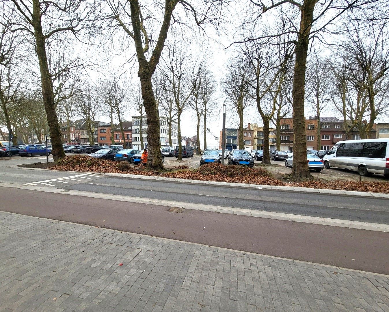 Ruim appartement met 3 slaapkamers. foto 3