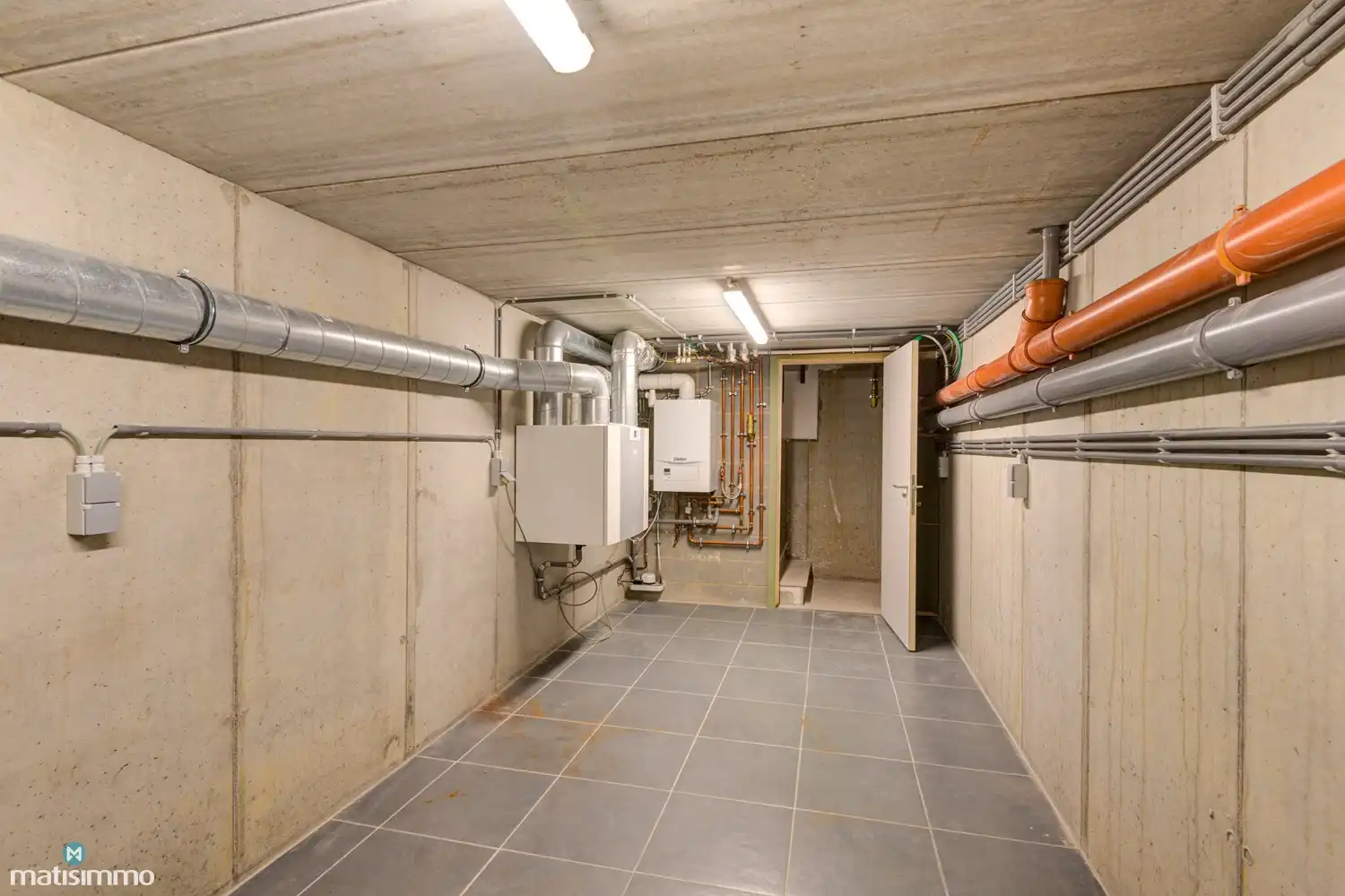 VOLLEDIG VERNIEUWDE TUSSENWONING (EPC A) MET 3 SLAAPKAMERS, BETONKELDER EN TUIN IN STADSCENTRUM BILZEN foto 23