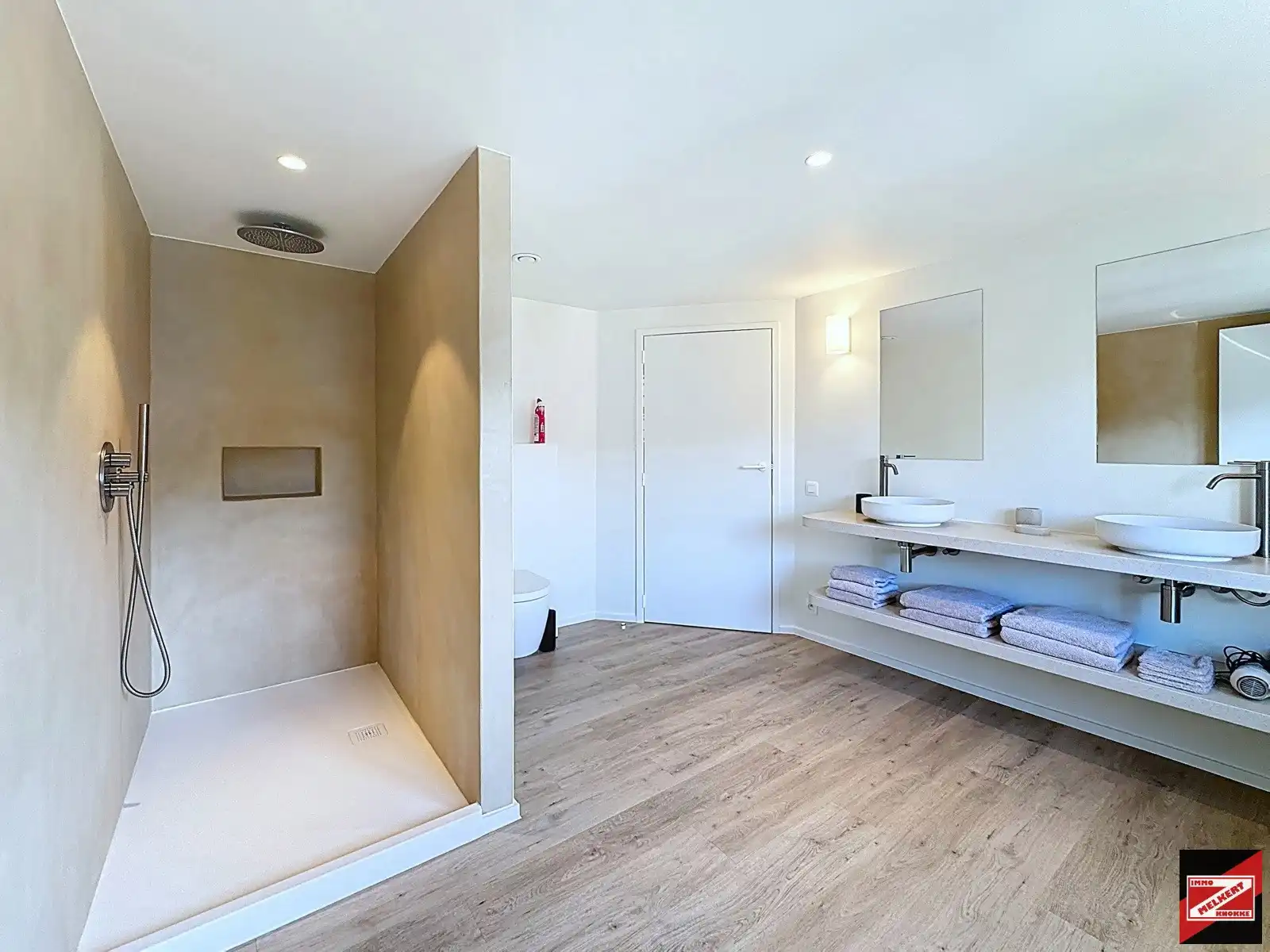 Halfopen te huur foto 27