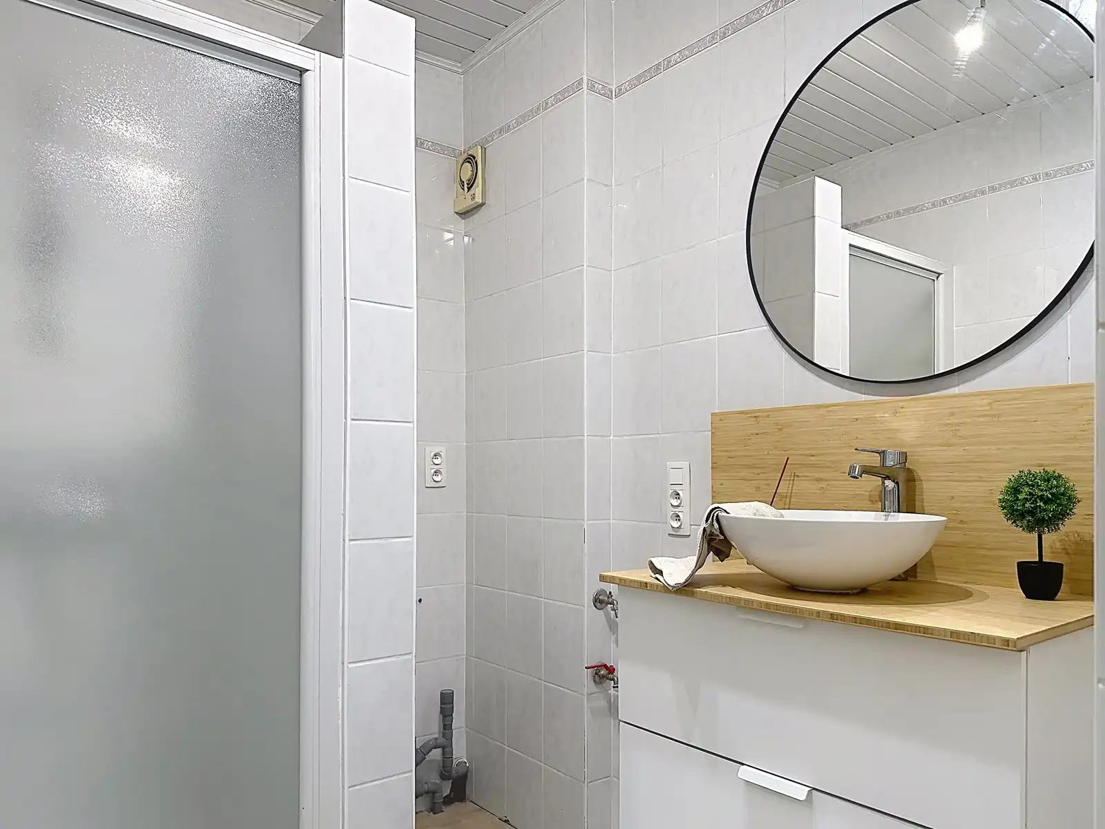 Instapklaar appartement met 3 kamers op een toplocatie! foto 25