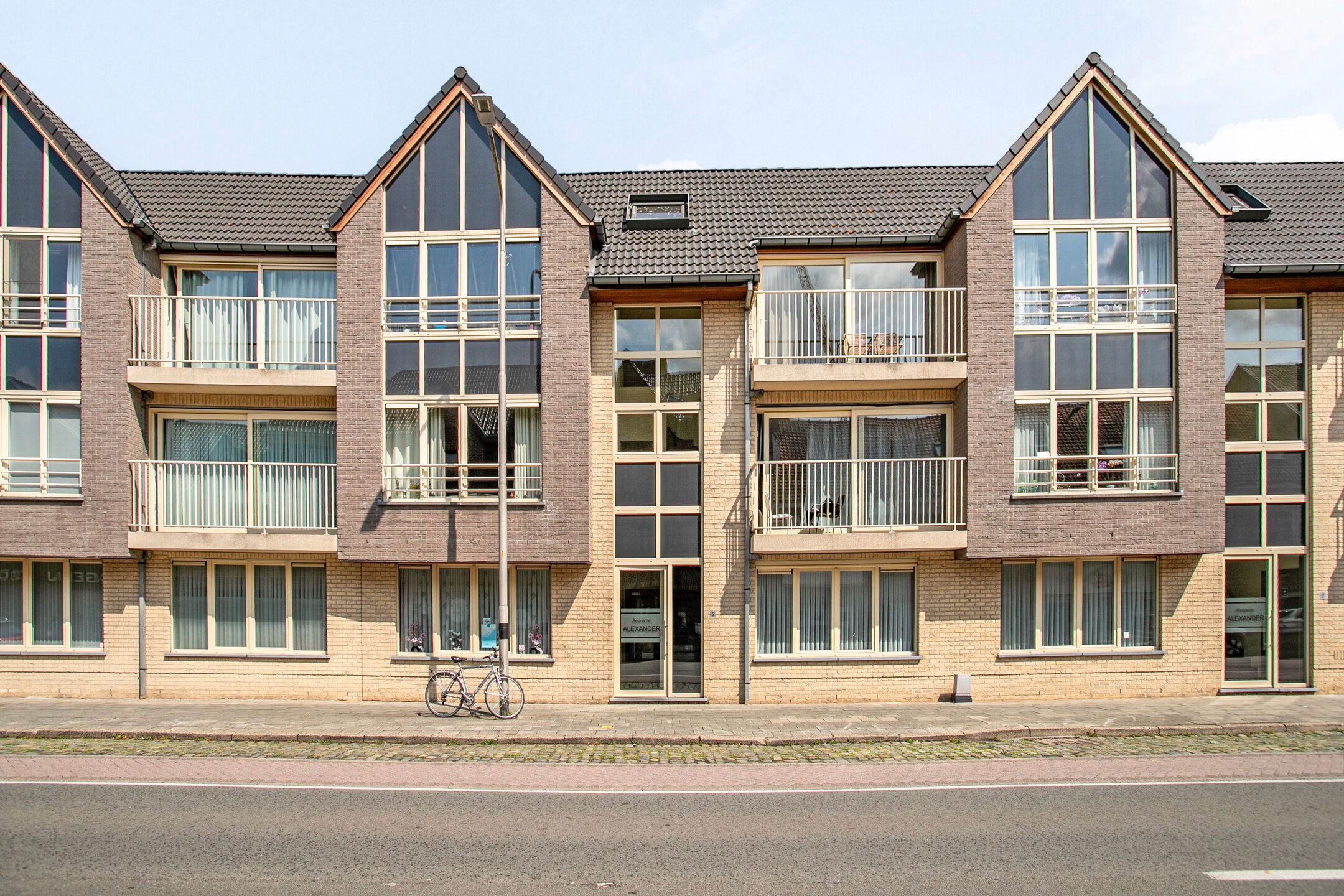 Leuk gelijkvloers 2 slaapkamer appartement foto 13