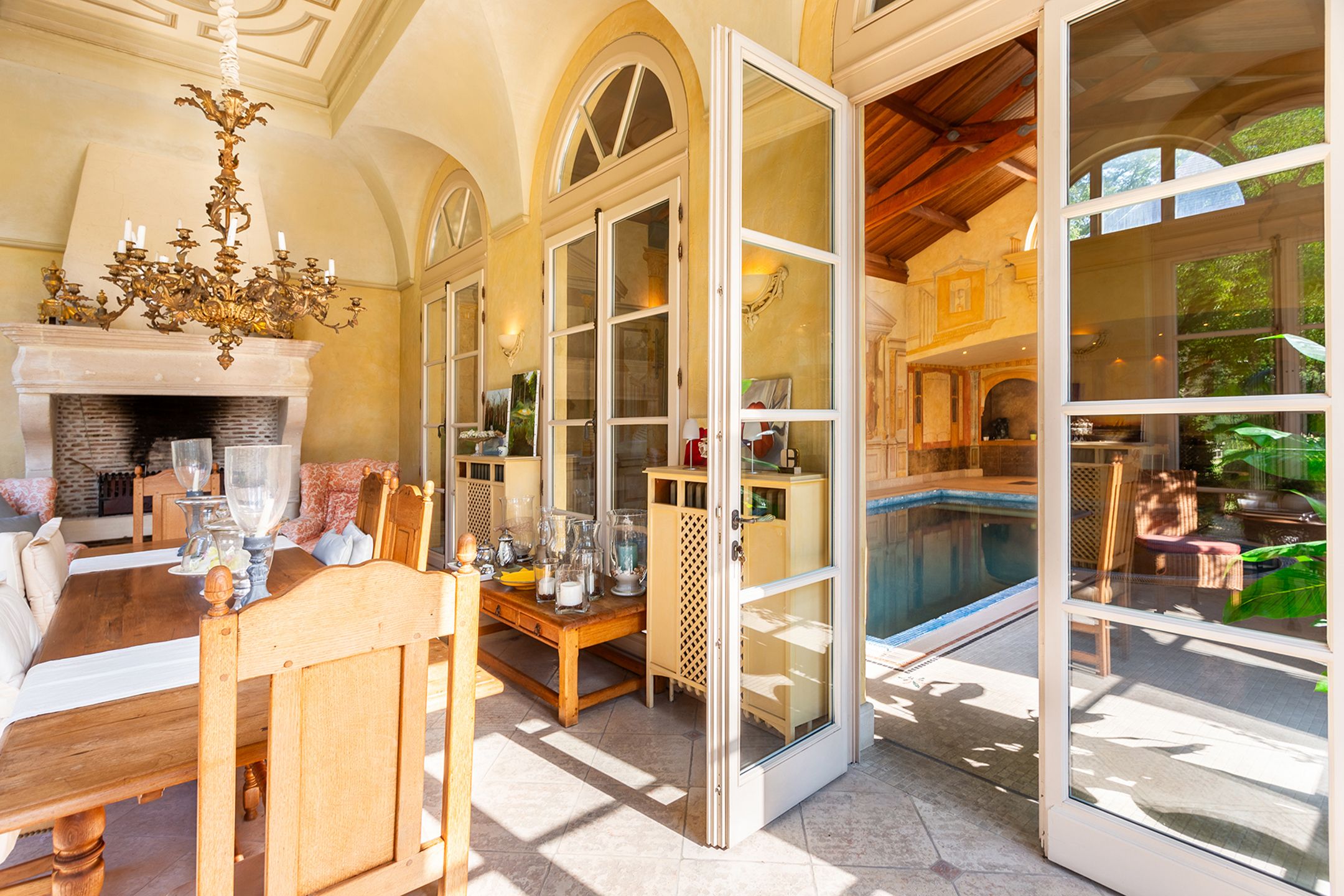 Exclusieve villa op 1.1ha met binnenzwembad, spa en lift  foto 27