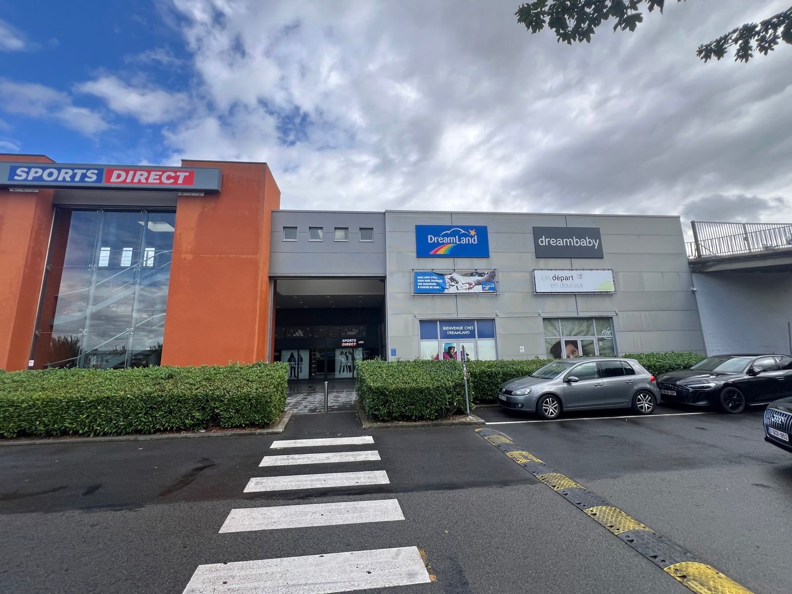 Handelspand te huur te Jemappes. foto 5