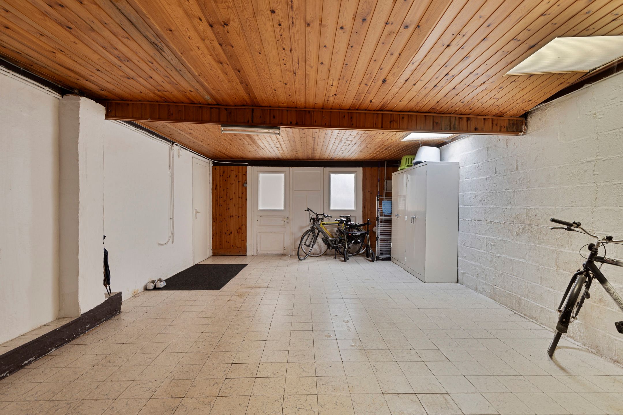 Woning met grote garage/werkplaats (120 m²) op 941m² foto 22