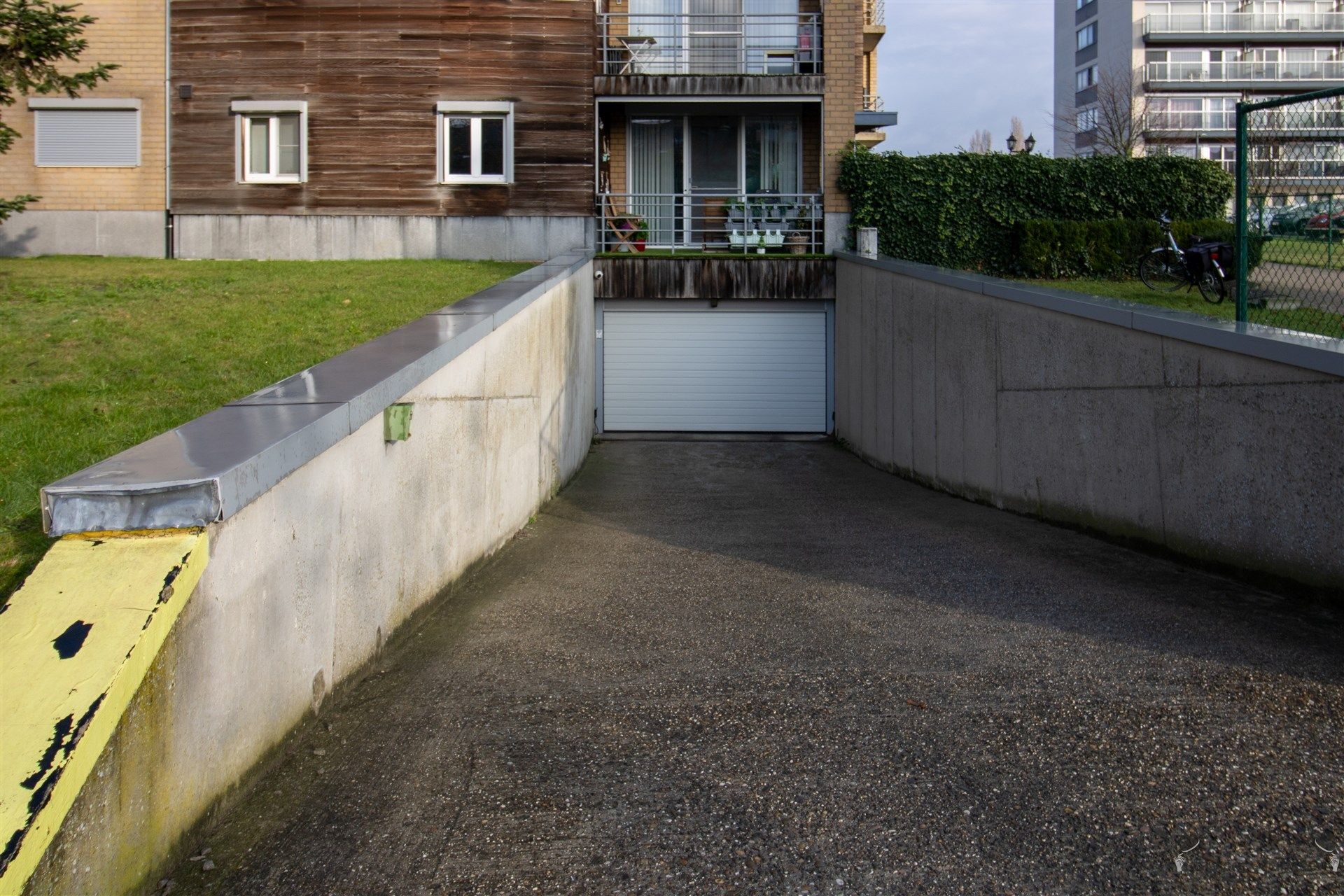 Gelijkvloers appartement van 115 m² met tuin, 2 slaapkamers en een ondergrondse parkeerplaats foto 11