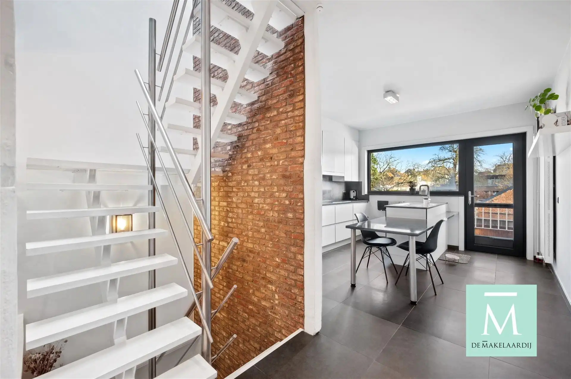 Superleuke gemeubelde woning gelegen vlakbij het Vrijbroekpark foto 9