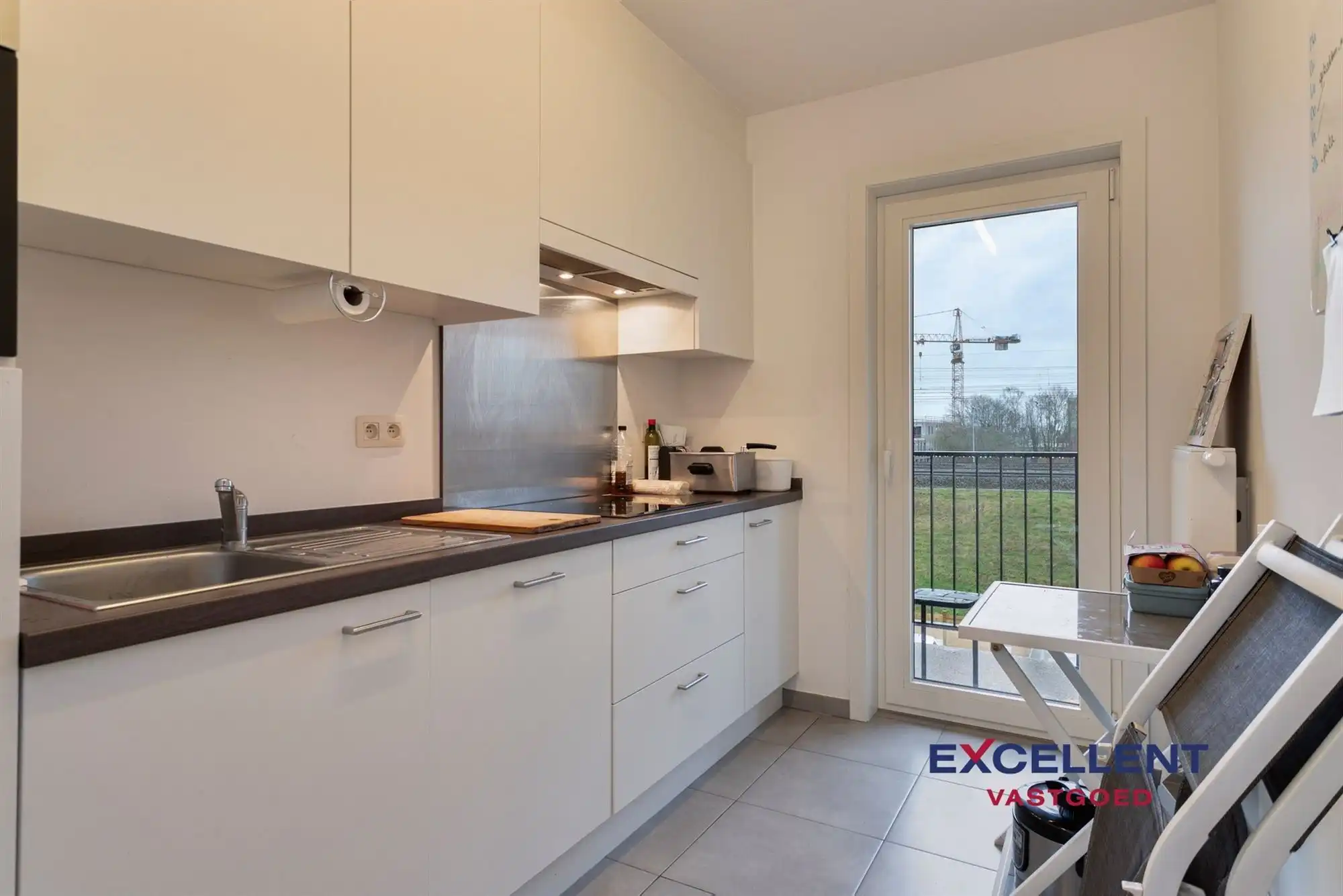 Modern 2 slaapkamer appartement te huur centrum Deinze foto 4