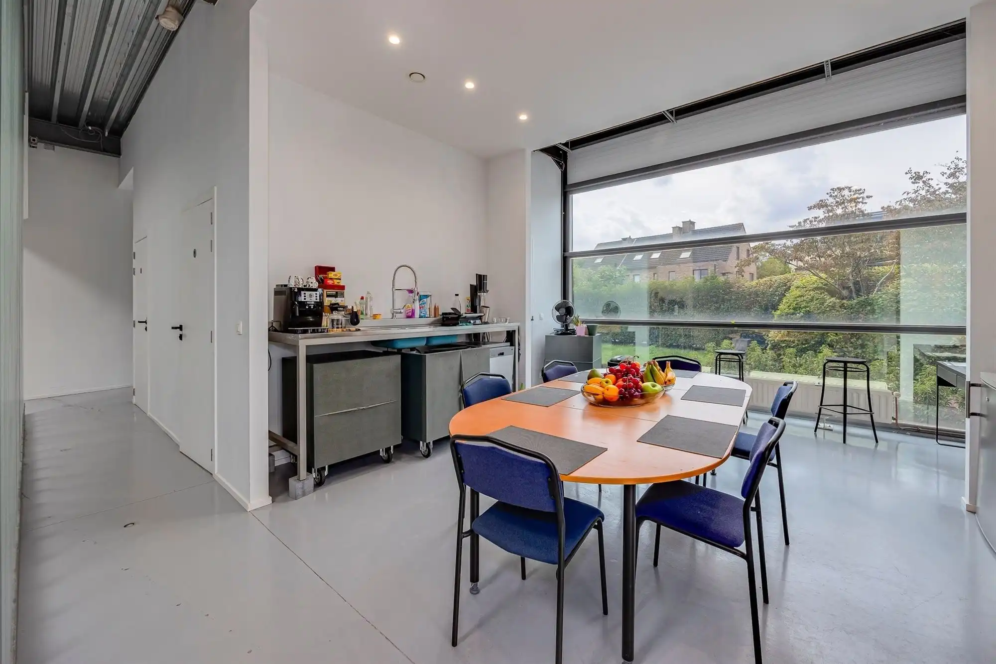 Vrijstaand KMO / kantoorgebouw van ca 405 m² op 1.200 m² foto 5