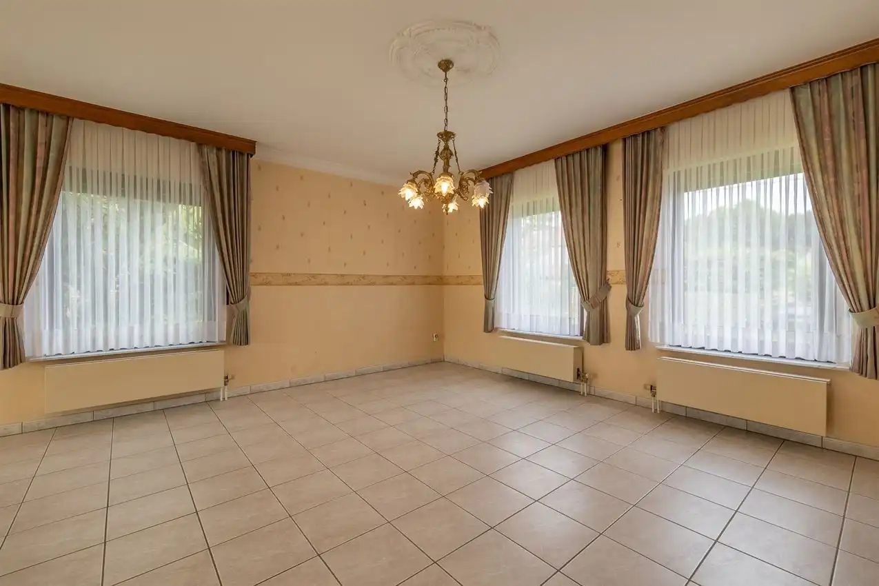 Landelijke villa op 1 hectare in Assent foto 31