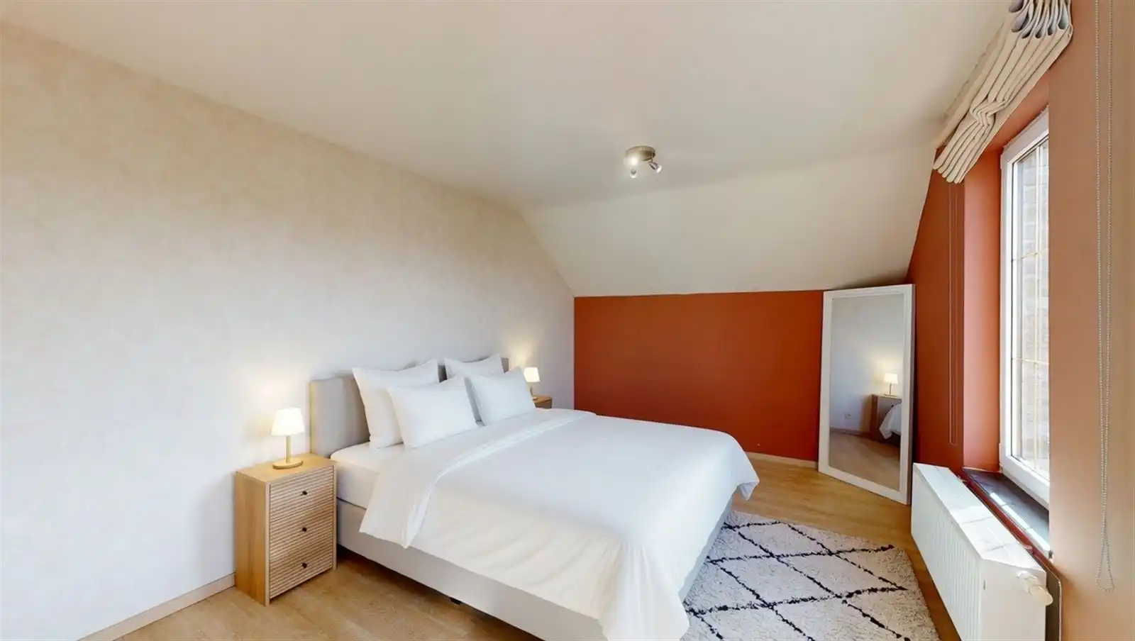 Stijlvolle woning in groene omgeving met 3 slaapkamers foto 10