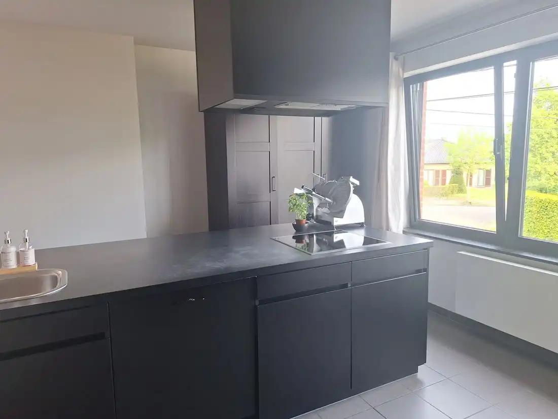 Ruim, stijlvol duplex appartement te Diepenbeek foto 7