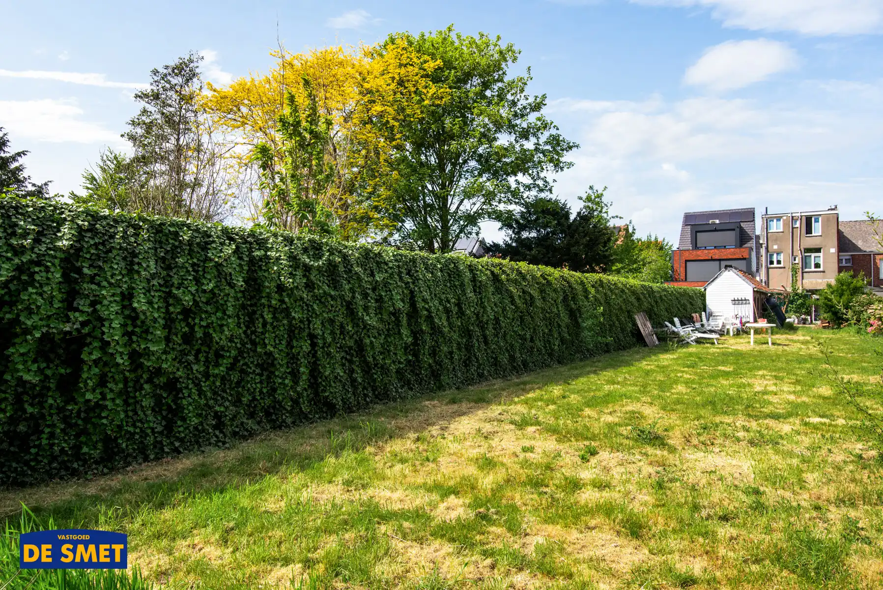 Polyvalente halfopen bebouwing met diepe tuin nabij centrum foto 13