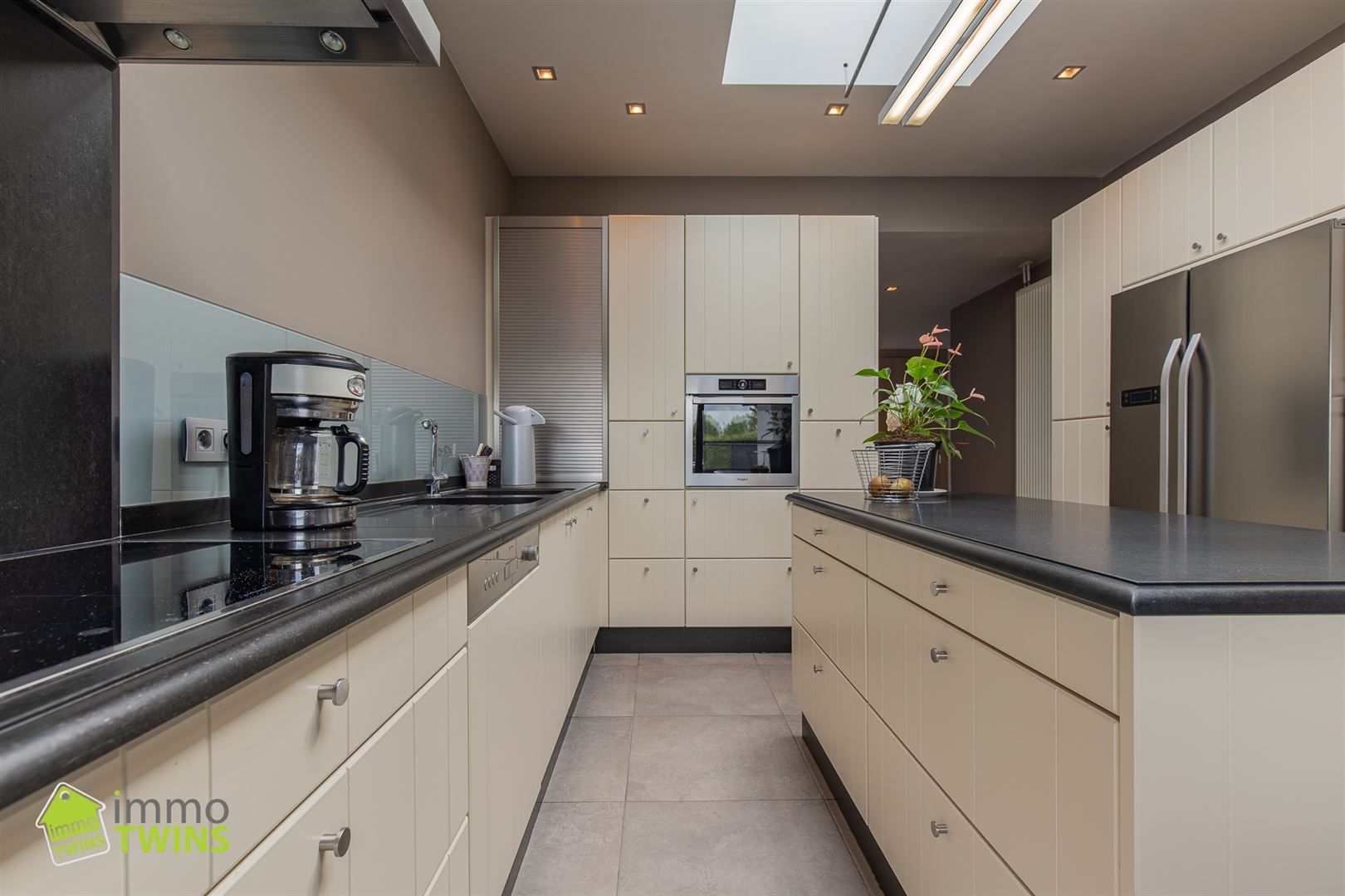Veelzijdige woning met commerciële ruimte in hartje Zogge foto 5