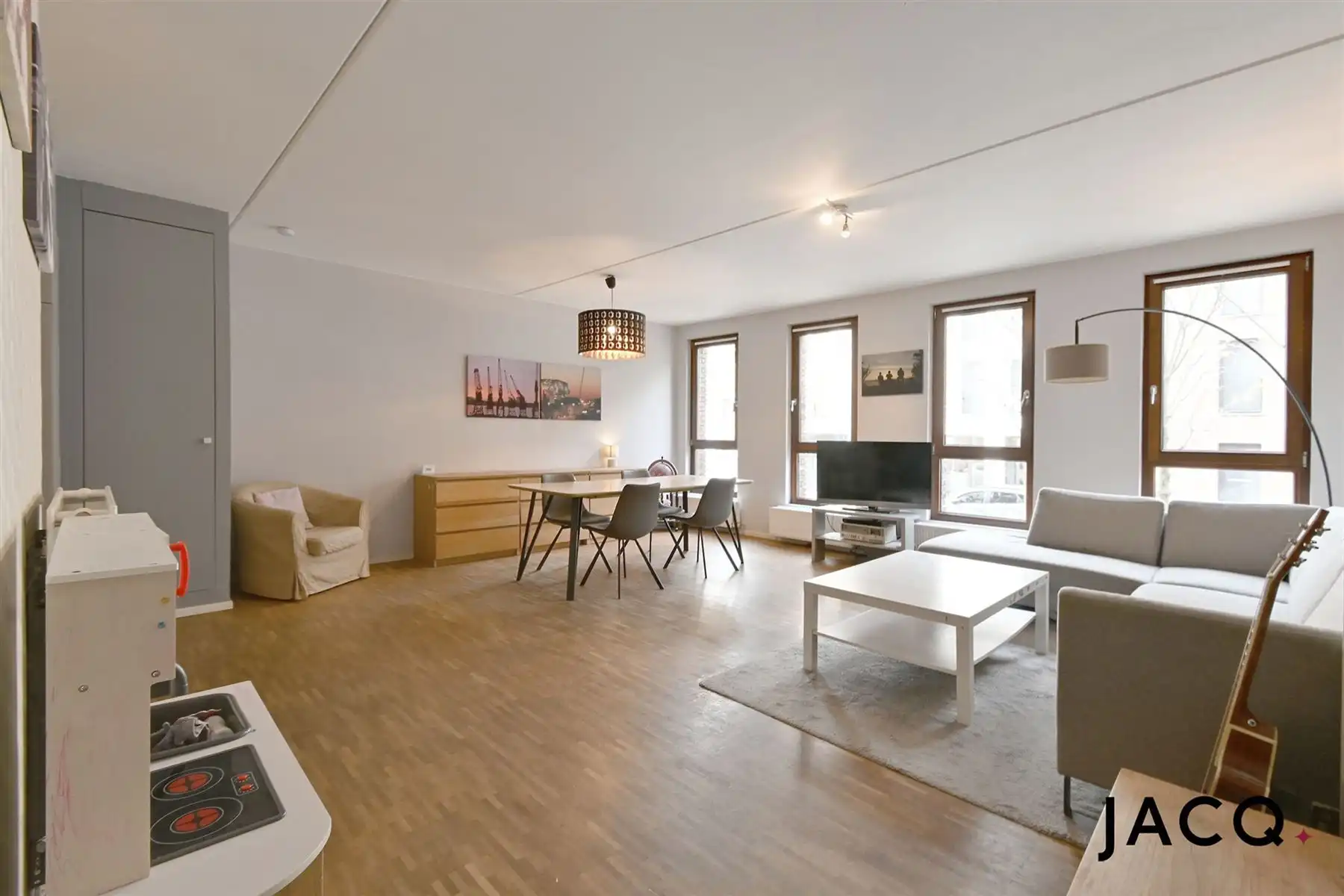 Prachtig appartement met 2 slaapkamers op het Eilandje! foto 2