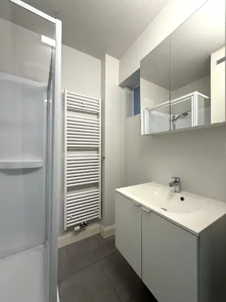 Modern 2-slaapkamerappartement met terras aan Sint-Annaplein foto 7