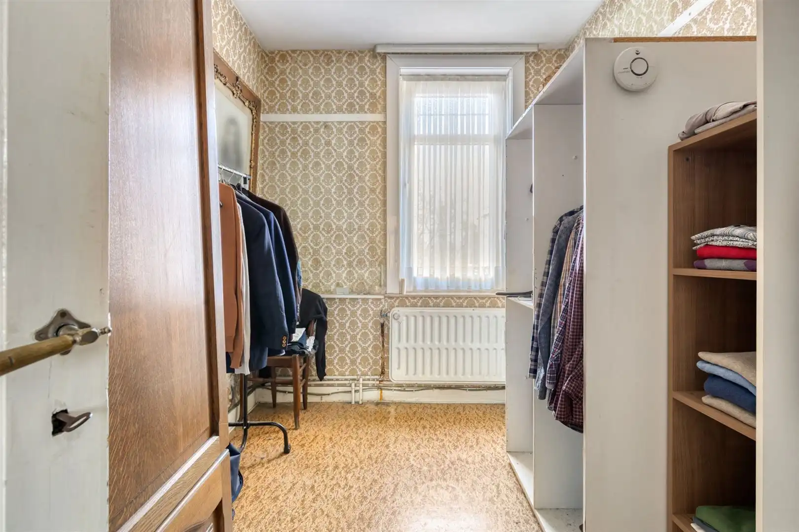 Te renoveren woning met 4 slaapkamers foto 18