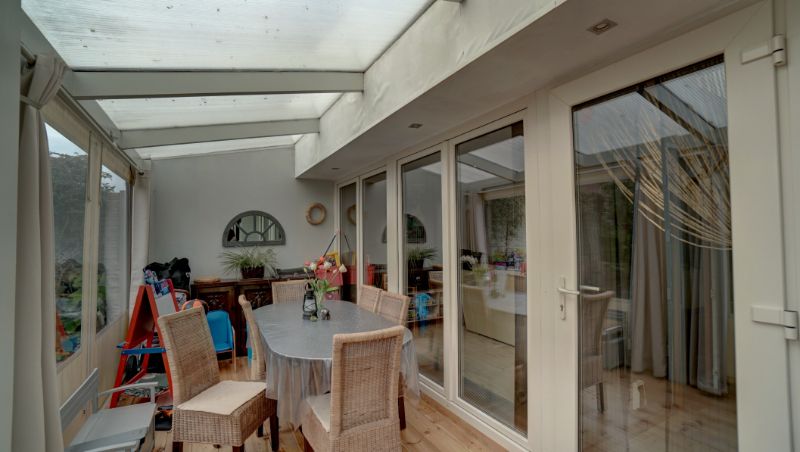 Vernieuwd woonhuis van 140m² met garage en tuin in half-open-bebouwing foto 21