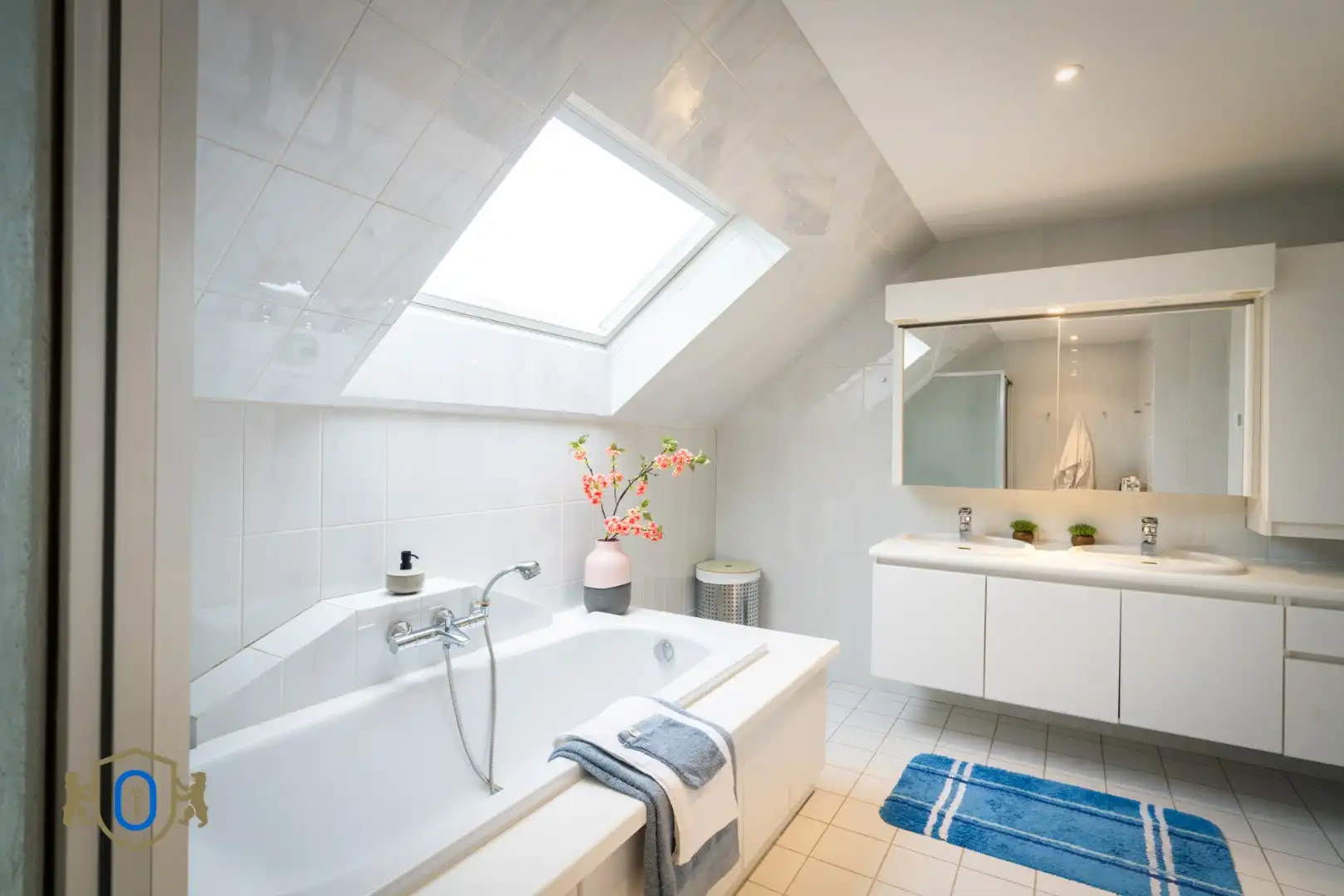 Vrijstaande 4-slpkr woning met tuin & garage foto 24
