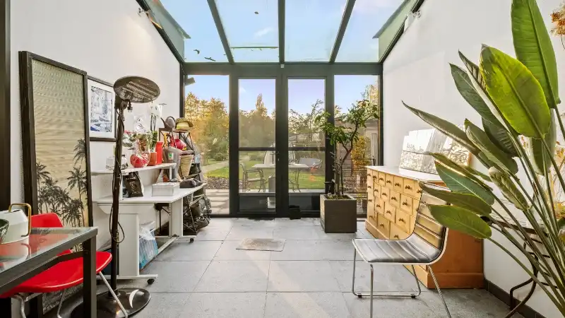 Moderne villa 247m² met bijgebouw-garage en zwembad op 58 are foto 44