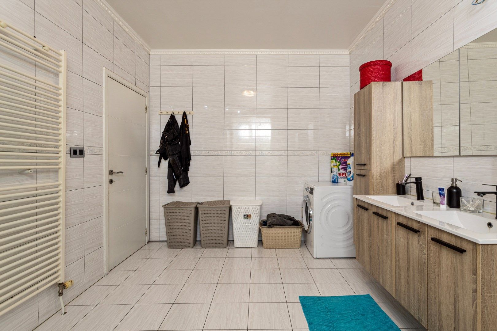 Hoekwoning met vier slaapkamers, twee badkamers en groot terras in Gent foto 13