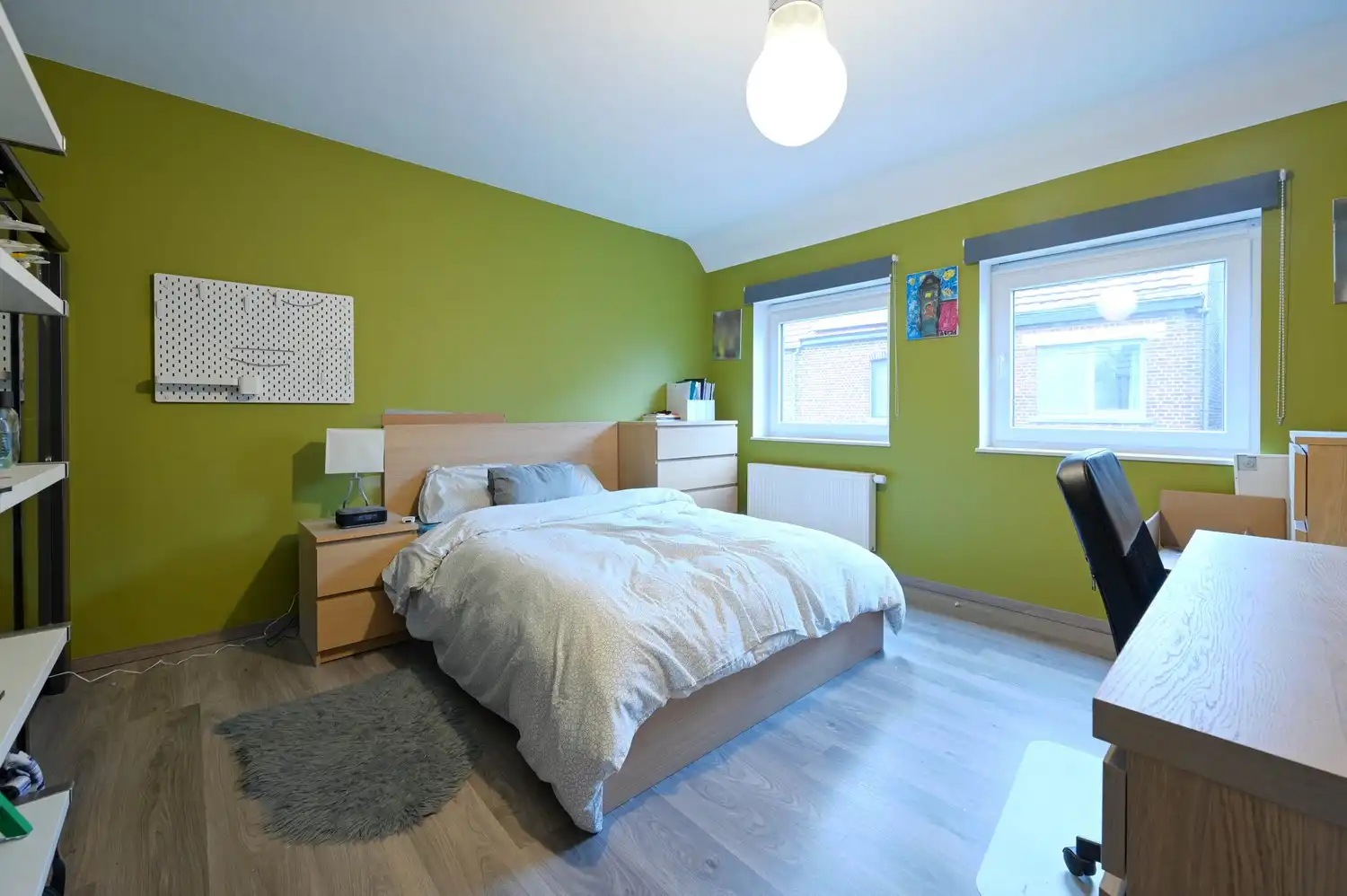 Ruime, energiezuinige gezinswoning met 6 slaapkamers, tuin en zwembad nabij Leuven foto 8