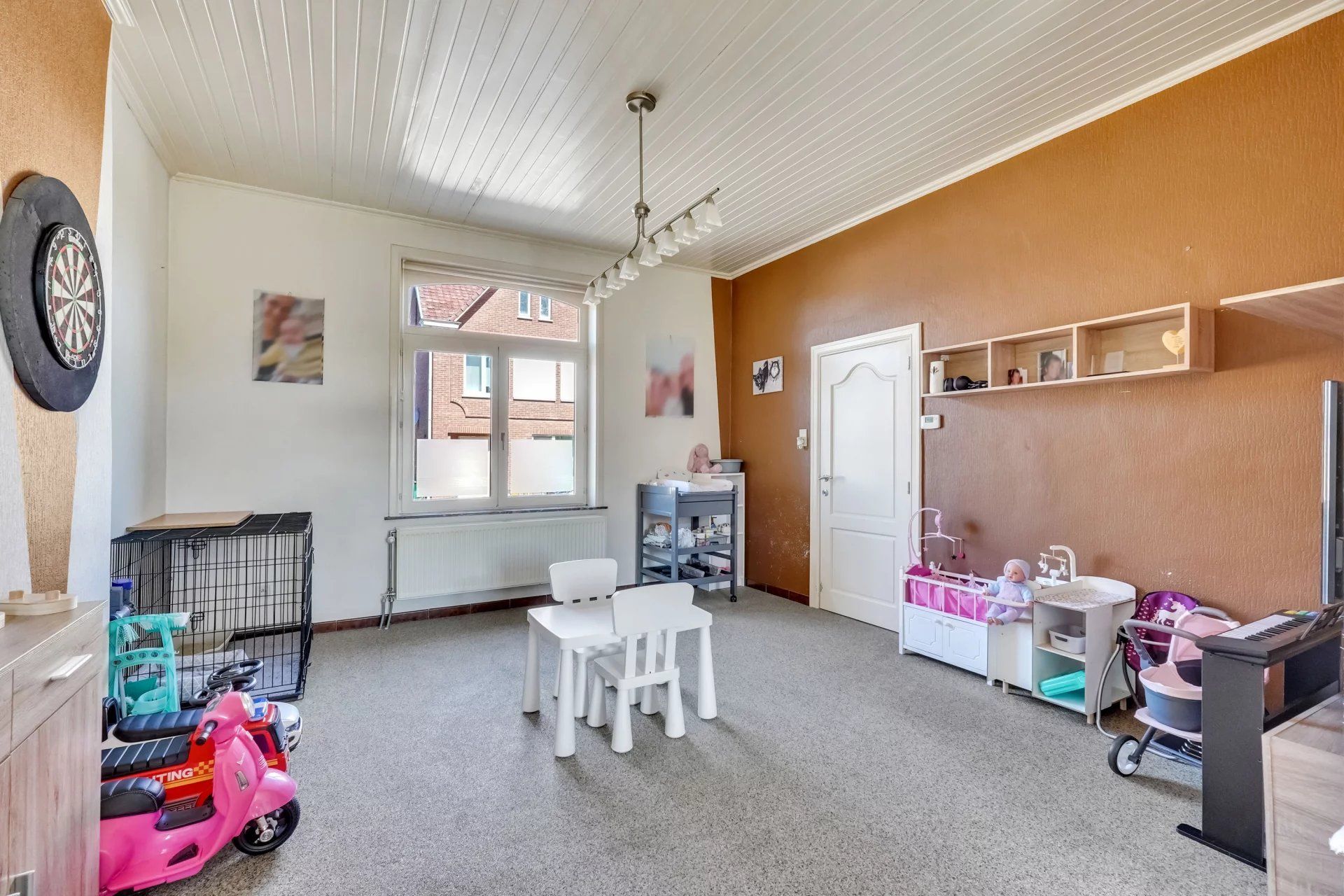 Halfopen bebouwing met 3 slaapkamers, tuin en garage in Velm foto 4