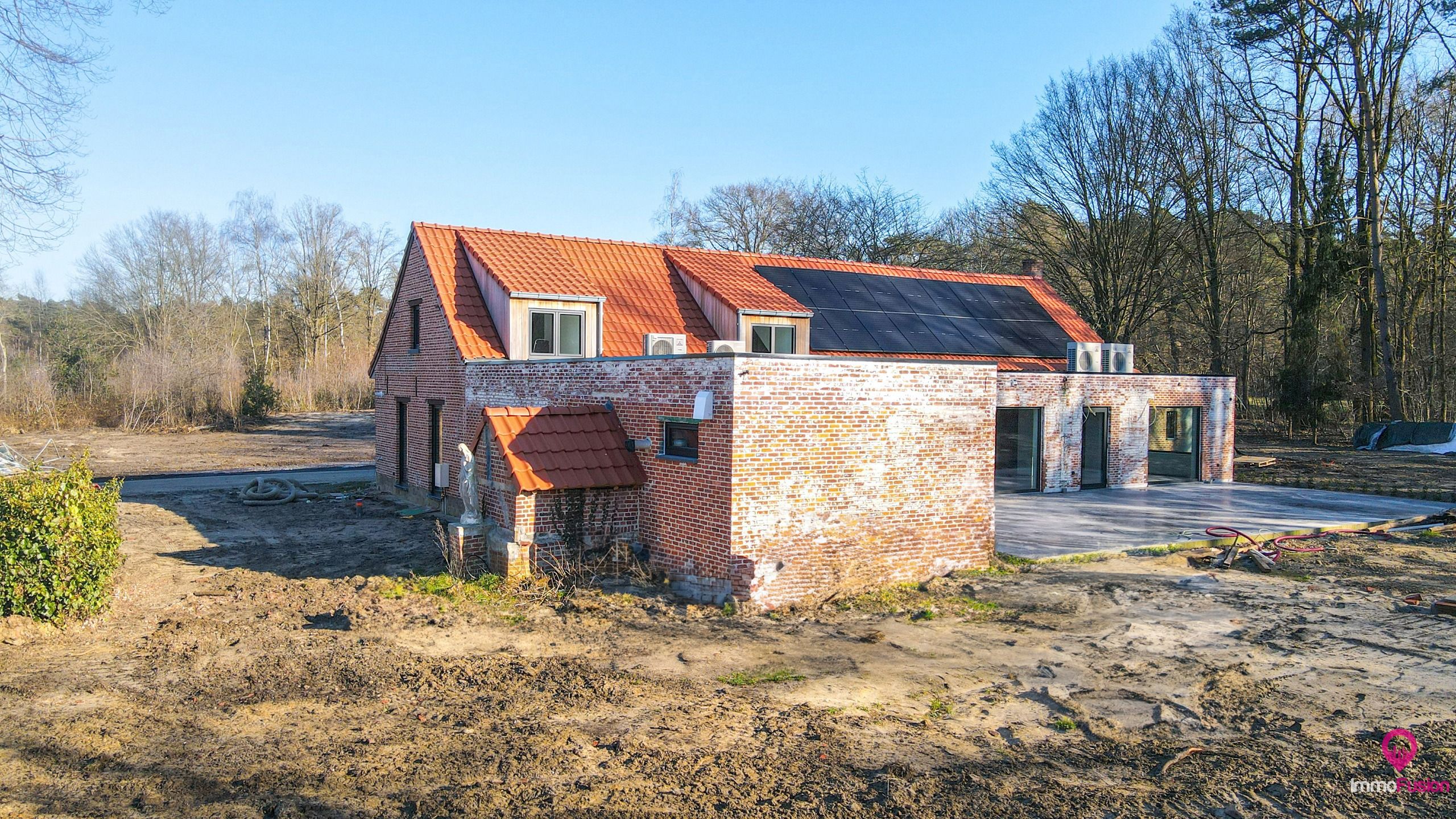 Multifunctioneel horecapand op een perceel van 1.9 hectare! foto 12