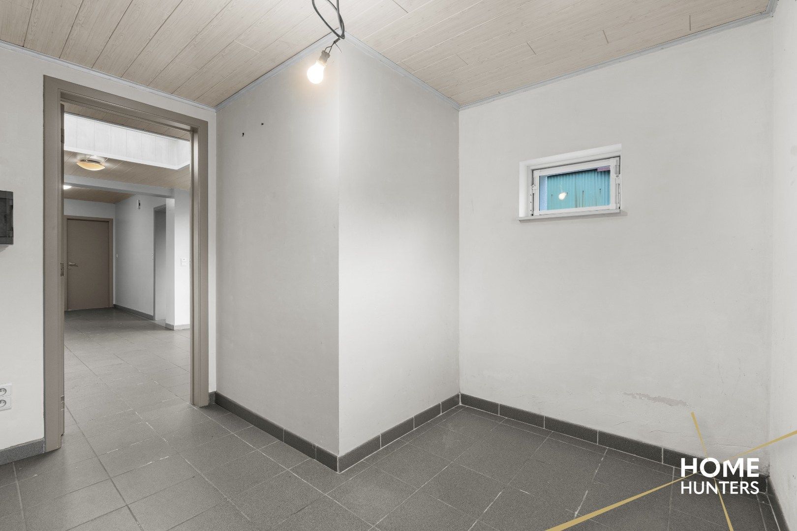 Woning met riante loods van 275m² op centrale ligging in regio Wervik foto 9