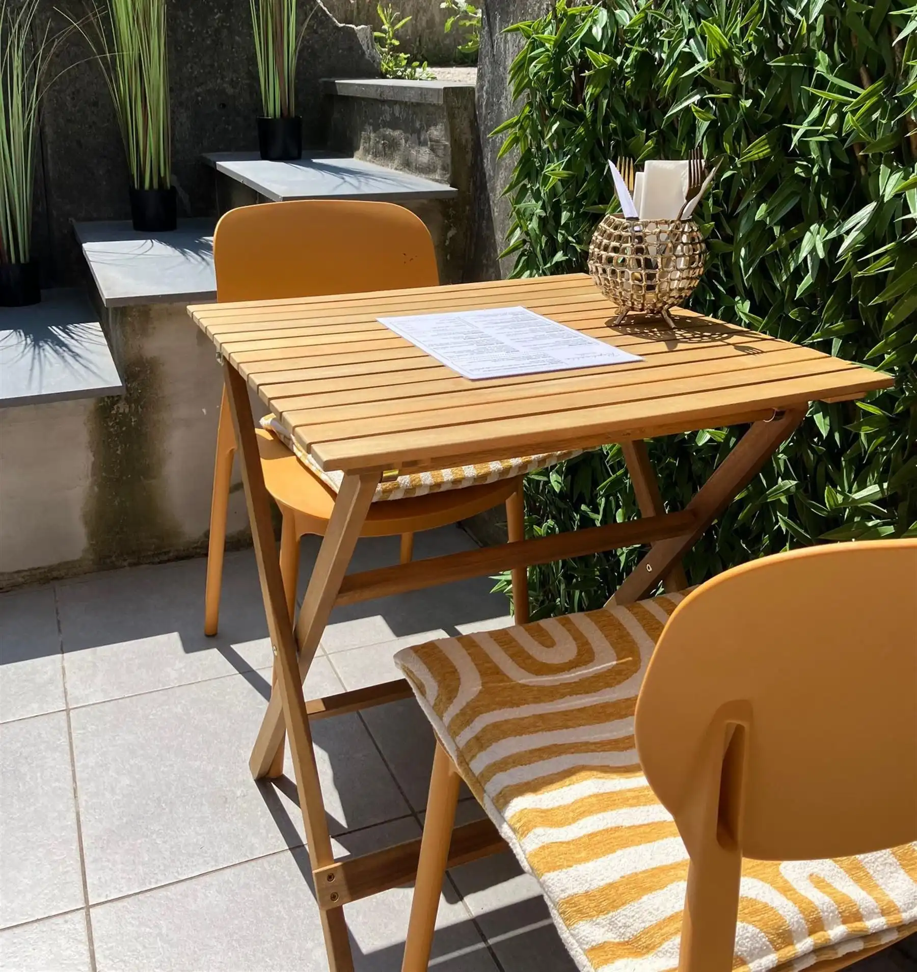Brunchbar/Boetiek op toplocatie met terras, tuin & parking! foto 8