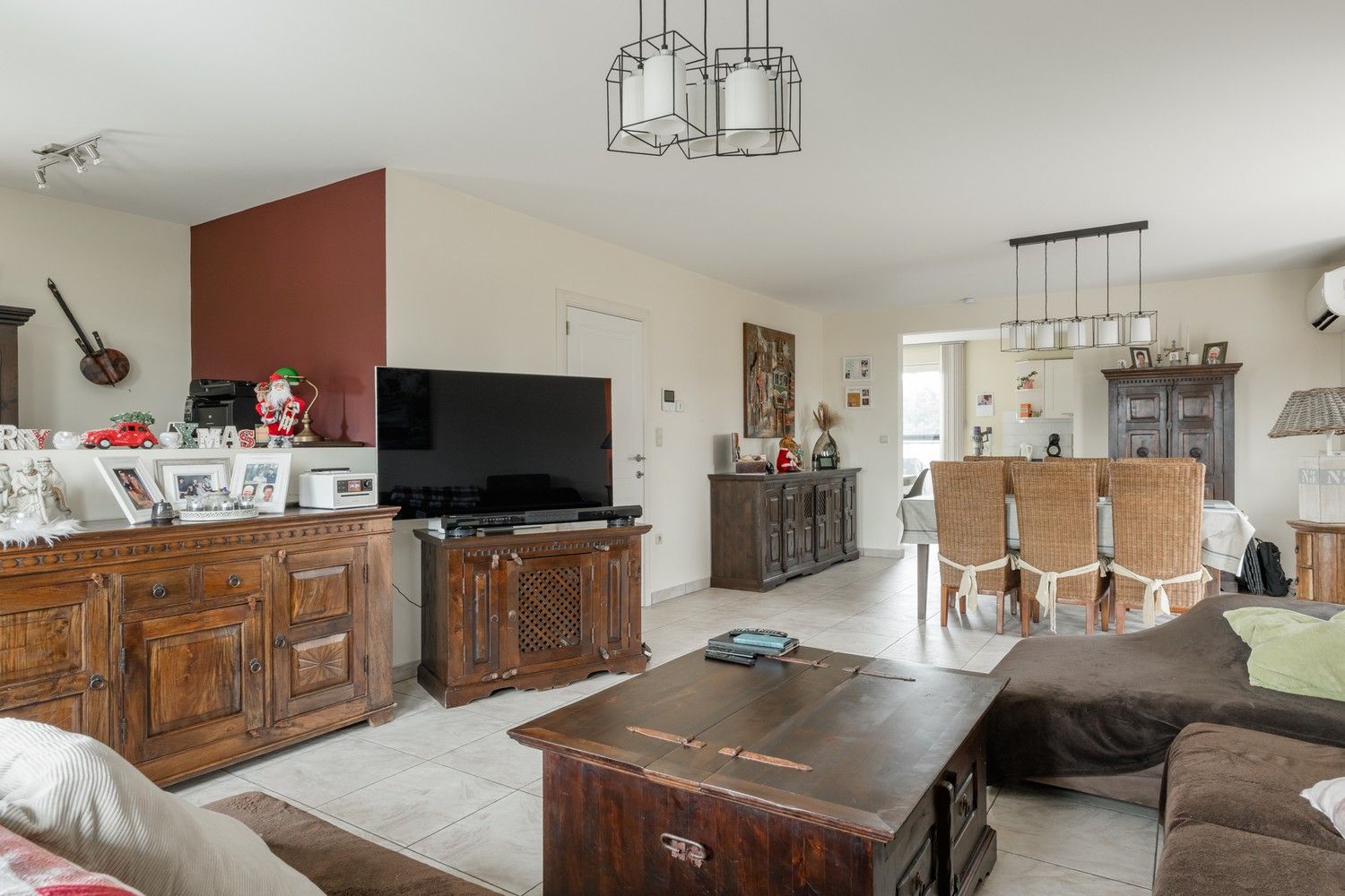 Ruim duplex appartement met 3 slaapkamers, staanplaats en berging te Pelt foto 7