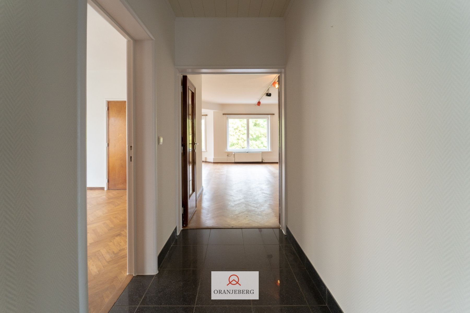 Exclusief en ruim appartement (143  m²)  met zicht op het park foto 7