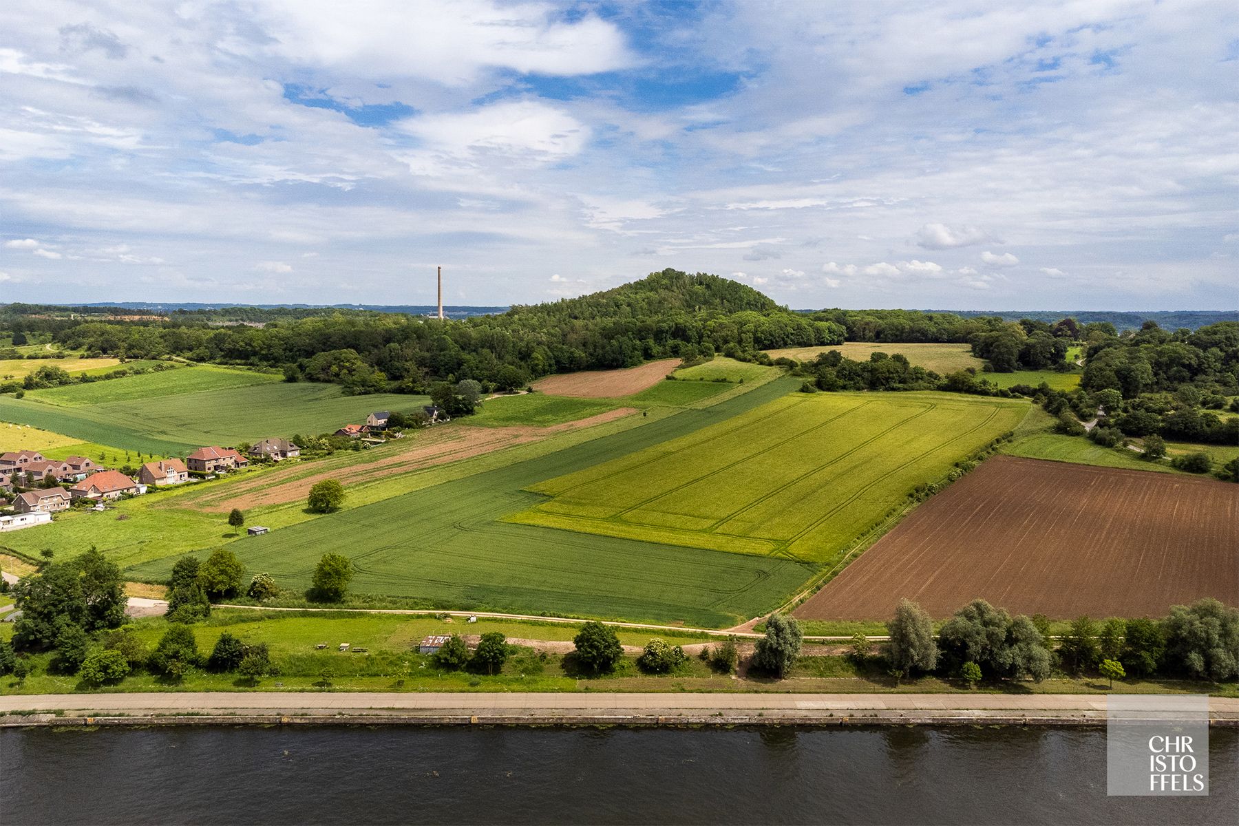 B&B met zwembad en kanaalzicht op een perceel van 1.272 m² foto 12