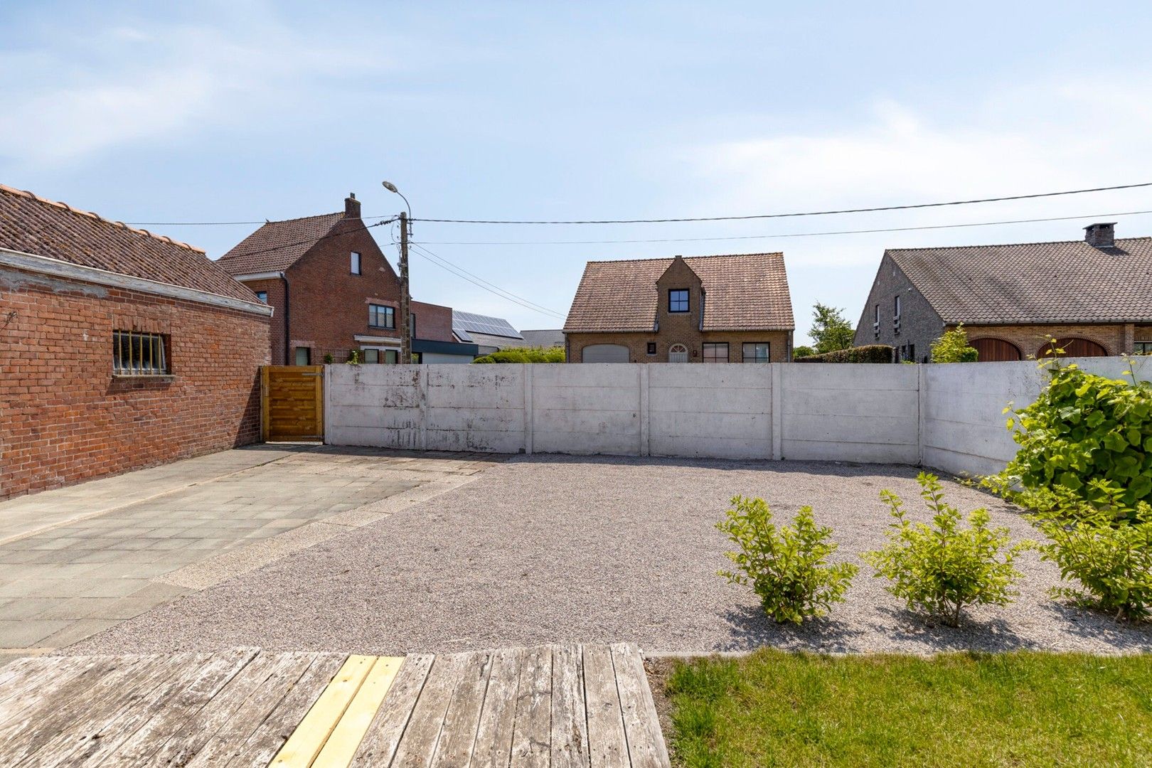 Charmante alleenstaande woning met tuin en achterliggende garage foto 17