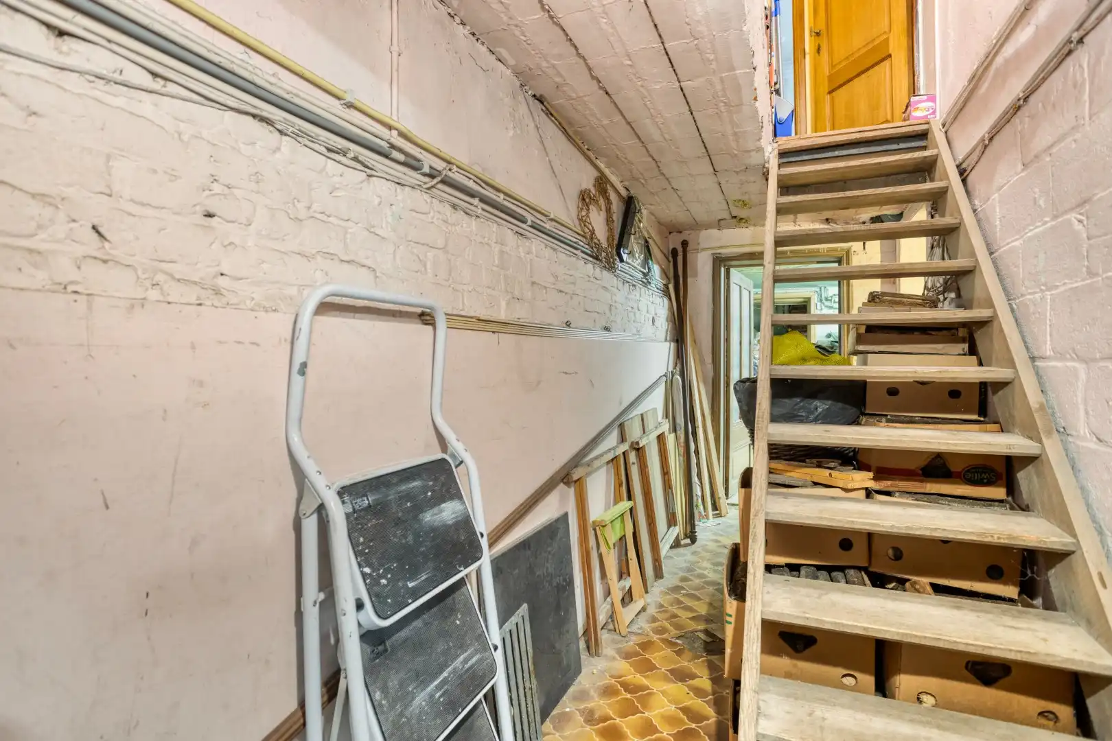 Instapklare woning aan het stadscentrum van Tongeren foto 23