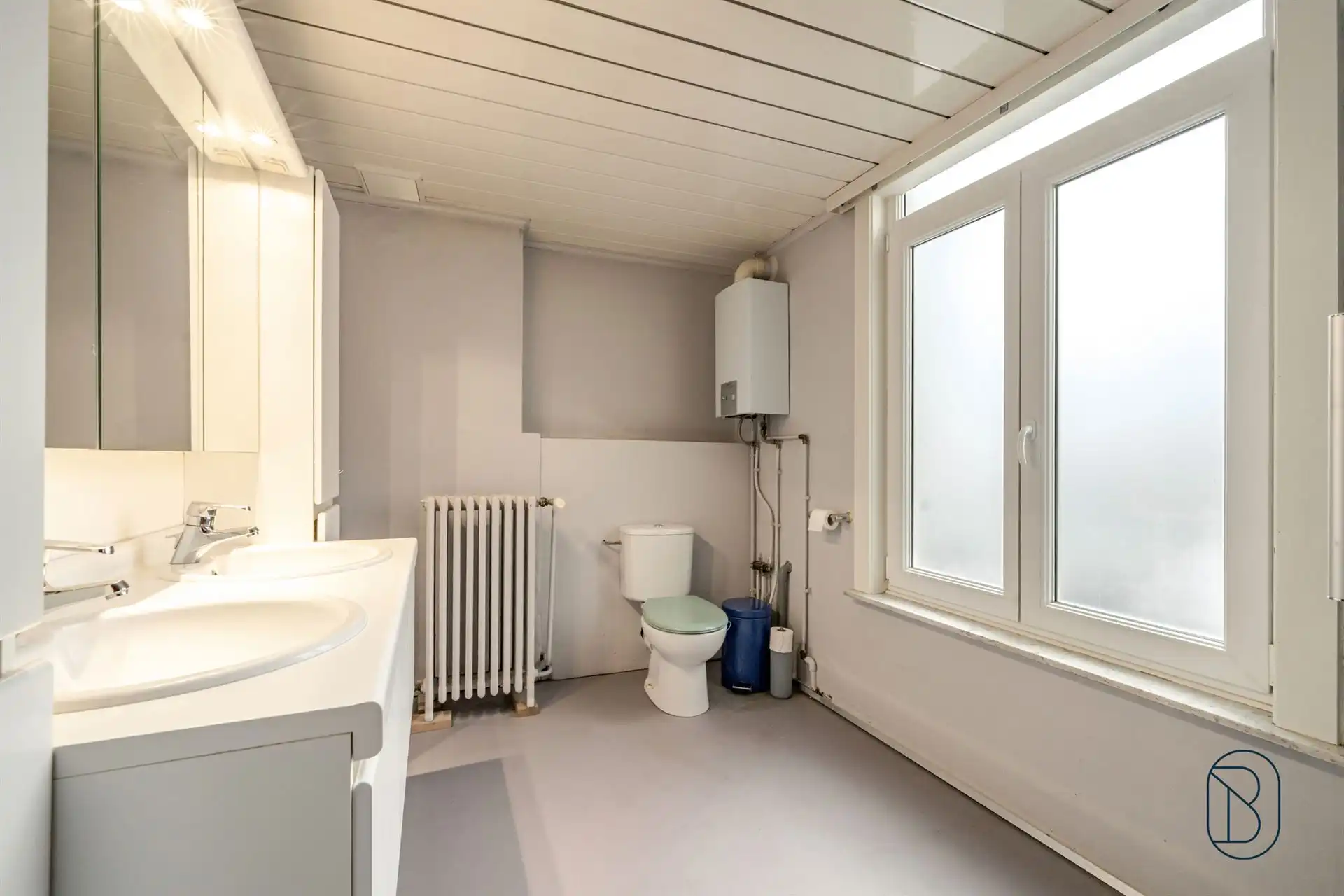 Mooi ingerichte horecazaak met terras en 2 woonsten! foto 21