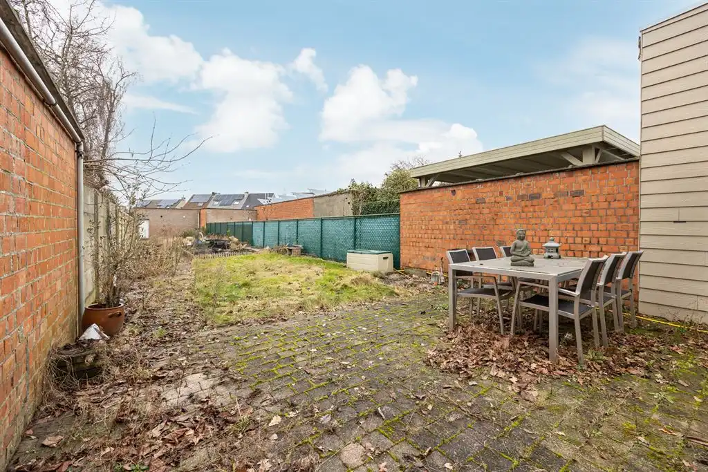 Woning met magazijn tegenover Fort 7 foto 9