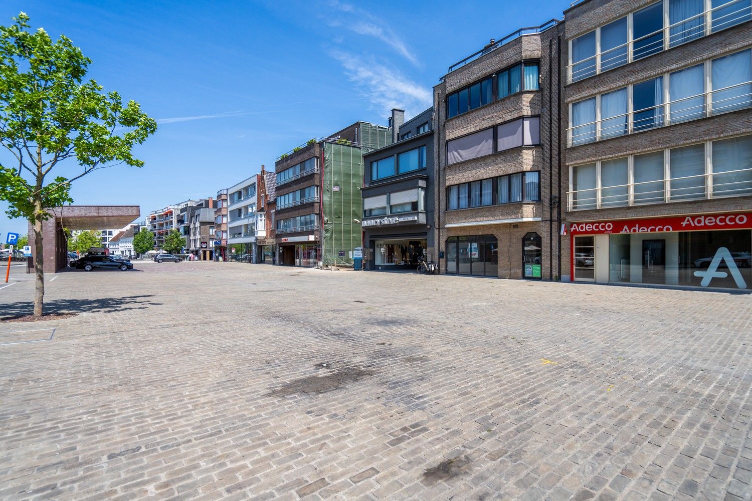 CENTRAAL PAND MET PARKING foto 11