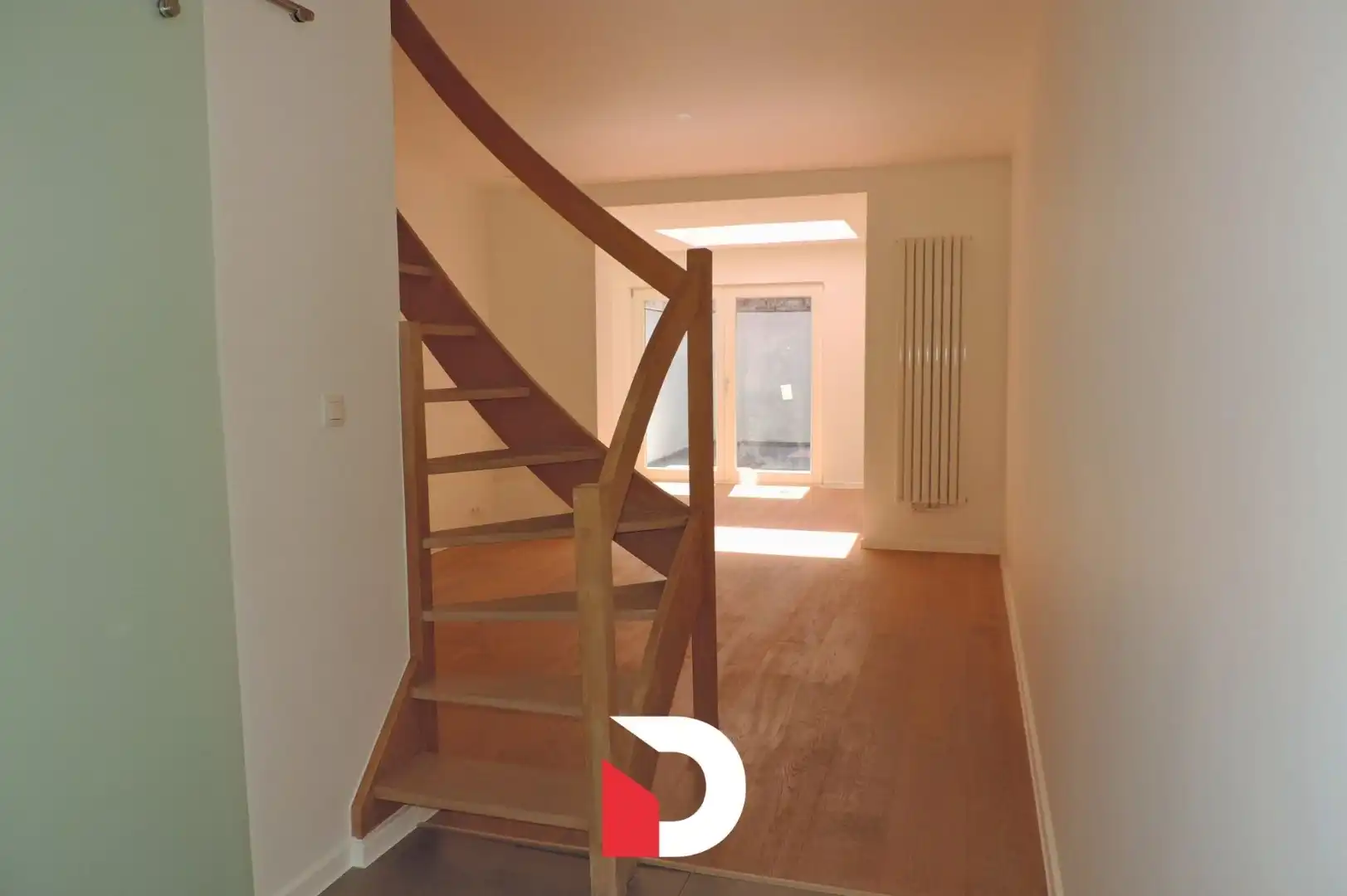 Gerenoveerde rijwoning met 2 slk's in centrum Brugge foto 3