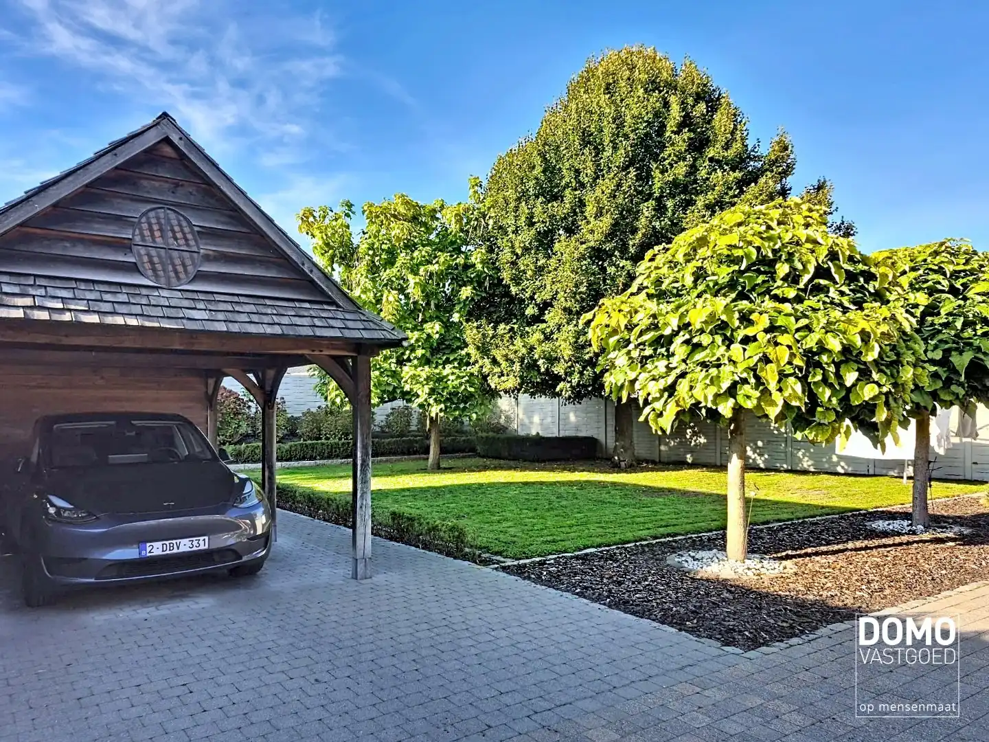Warme gezinswoning met prachtige tuin in hartje Kortessem foto 12