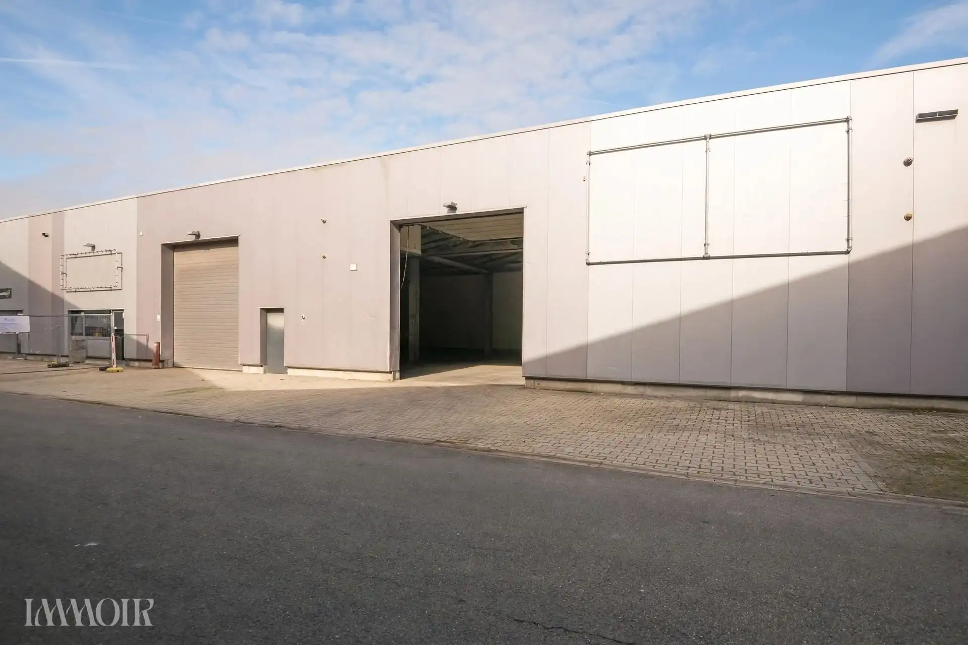 Ruim en veelzijdig KMO-complex met 3 units foto 7