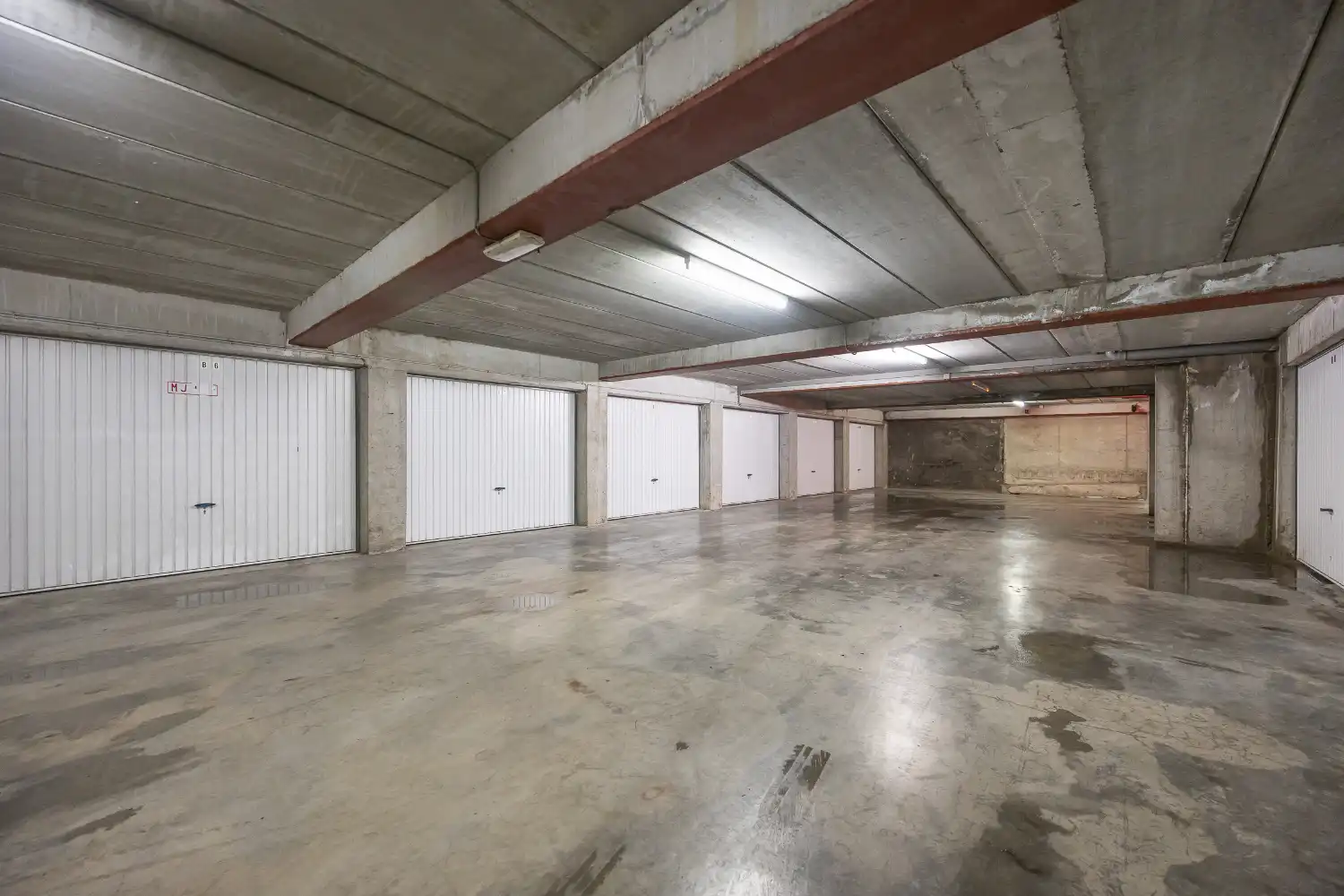 Garagebox te koop op toplocatie in Middelkerke foto 3