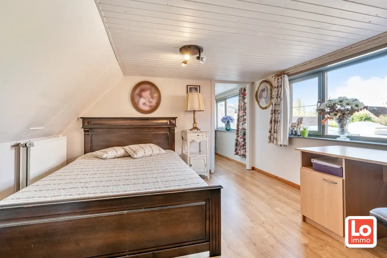 VERKOCHT! Charmante halfopen woning met inpandige garage op een rustige en groene locatie in Beervelde! foto 19