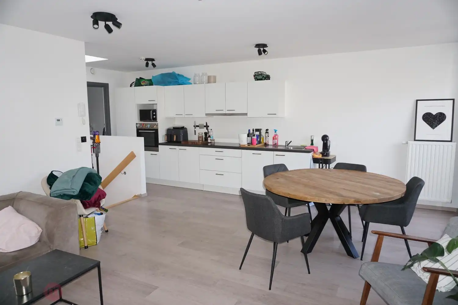 Recent appartement te huur, centrum Leuven met 1 slaapkamer. foto 3