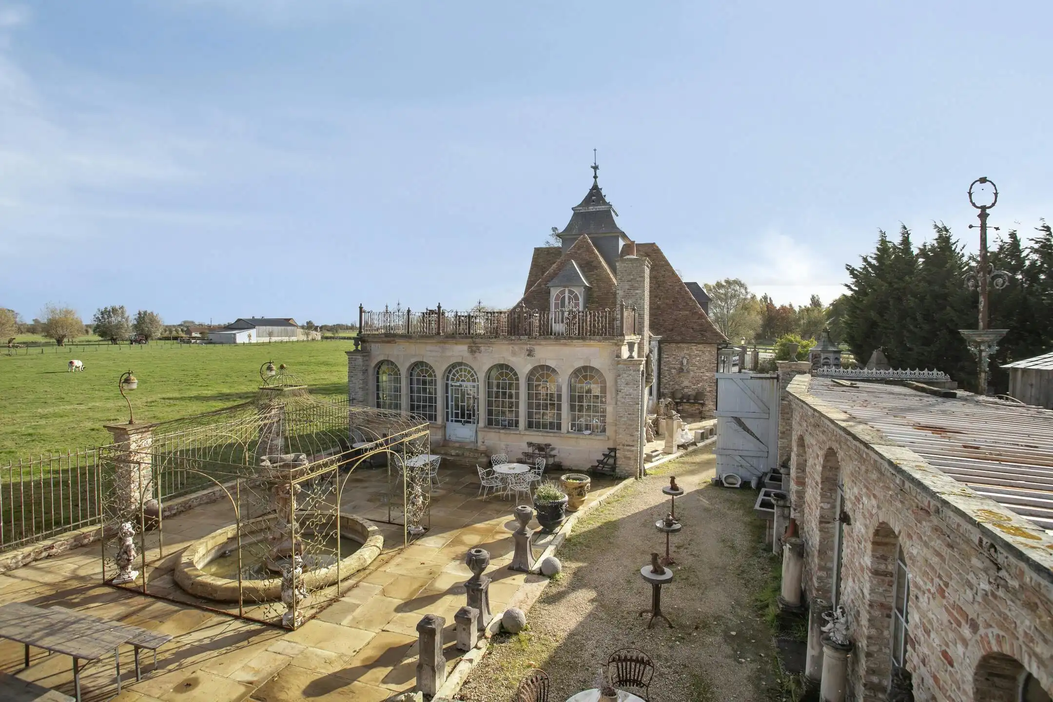 Uniek karaktervol pand met tal van mogelijkheden te Gistel foto 22