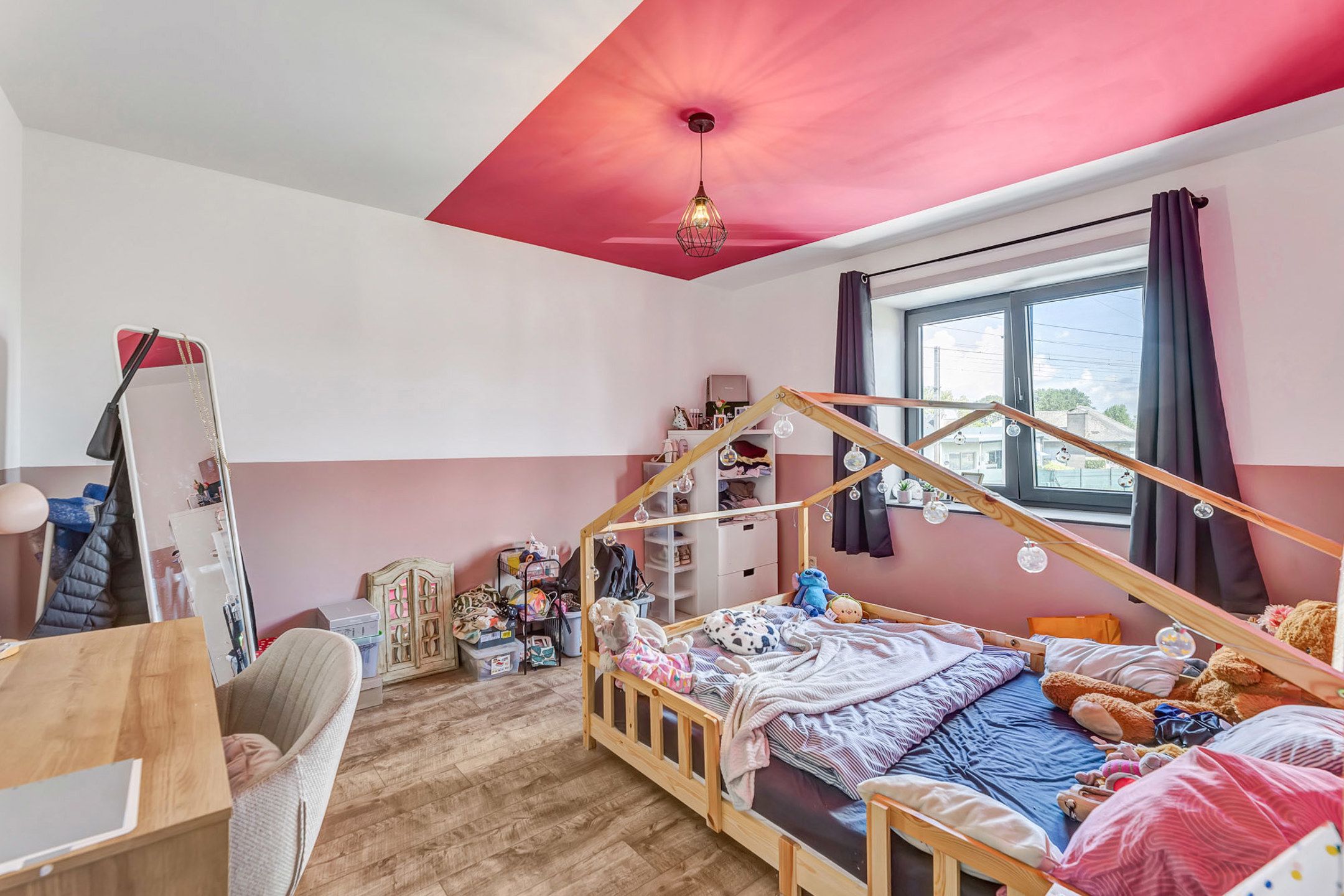 Instapklare woning met garage en ruime tuin foto 15