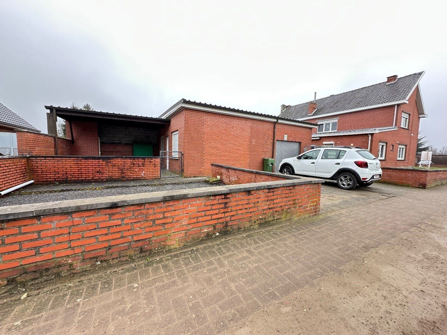 Ruime half open bebouwing met tuin en 3 slaapkamers in Tongeren-Borgloon. foto 15