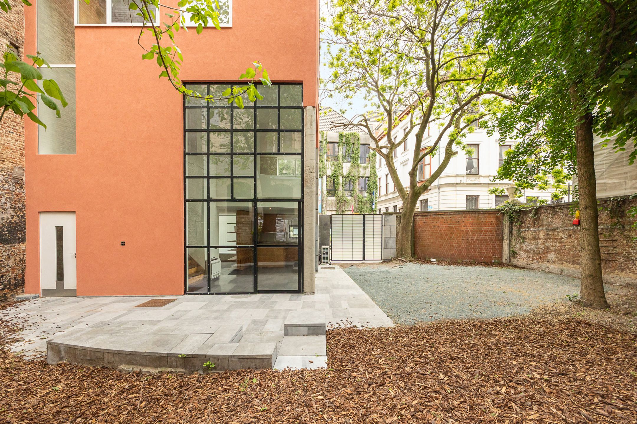 ANTWERPEN - Huis met tuin  foto {{pictureIndex}}