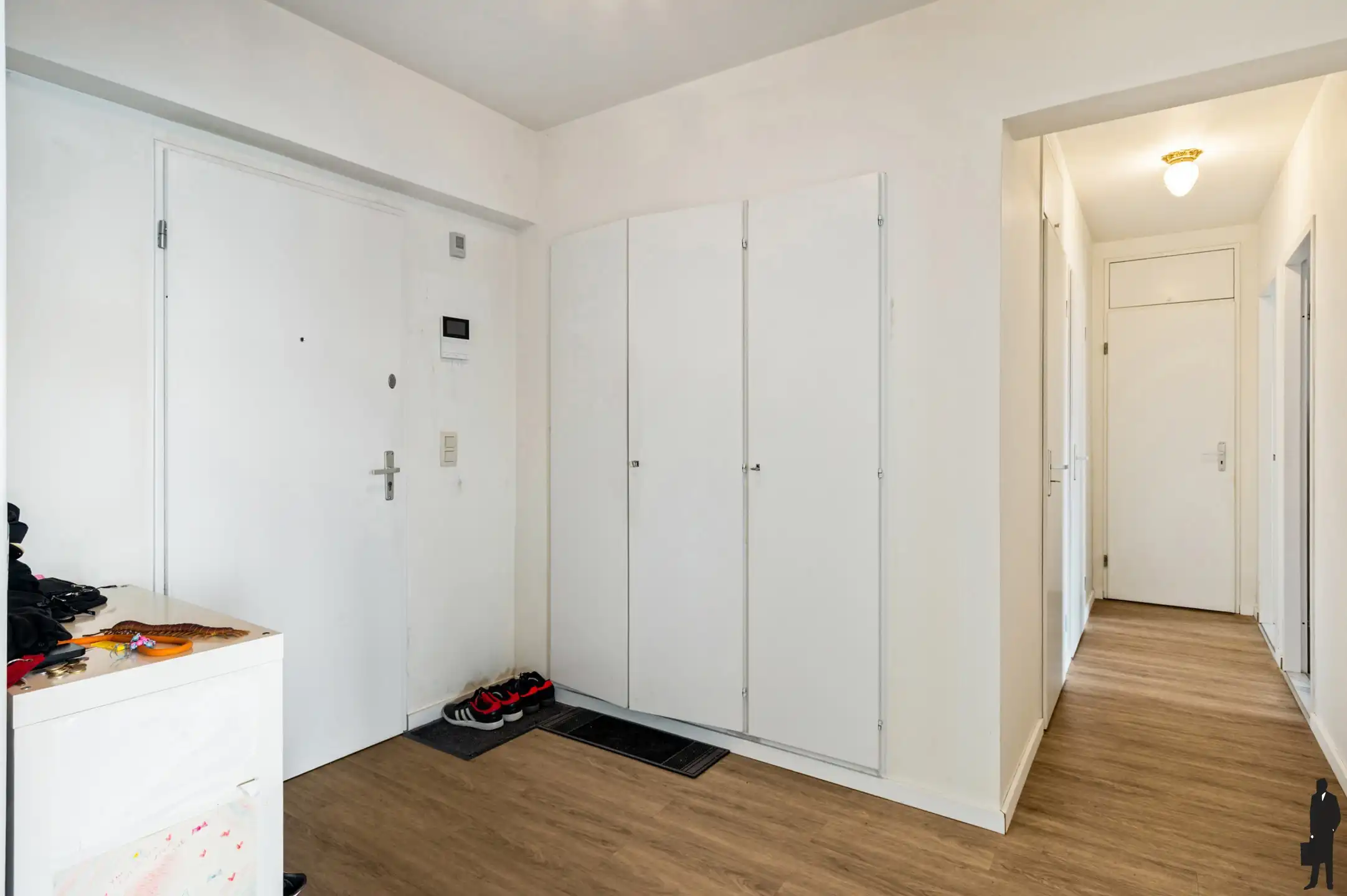 Lichtrijk appartement met ruim terras foto 4