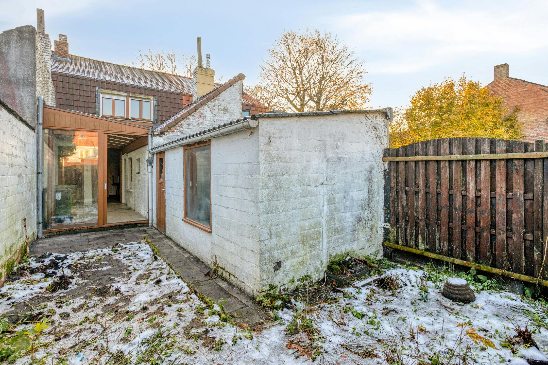 Huis met 3 slaapkamers en buitenruimte te Sijsele (Damme) foto 9