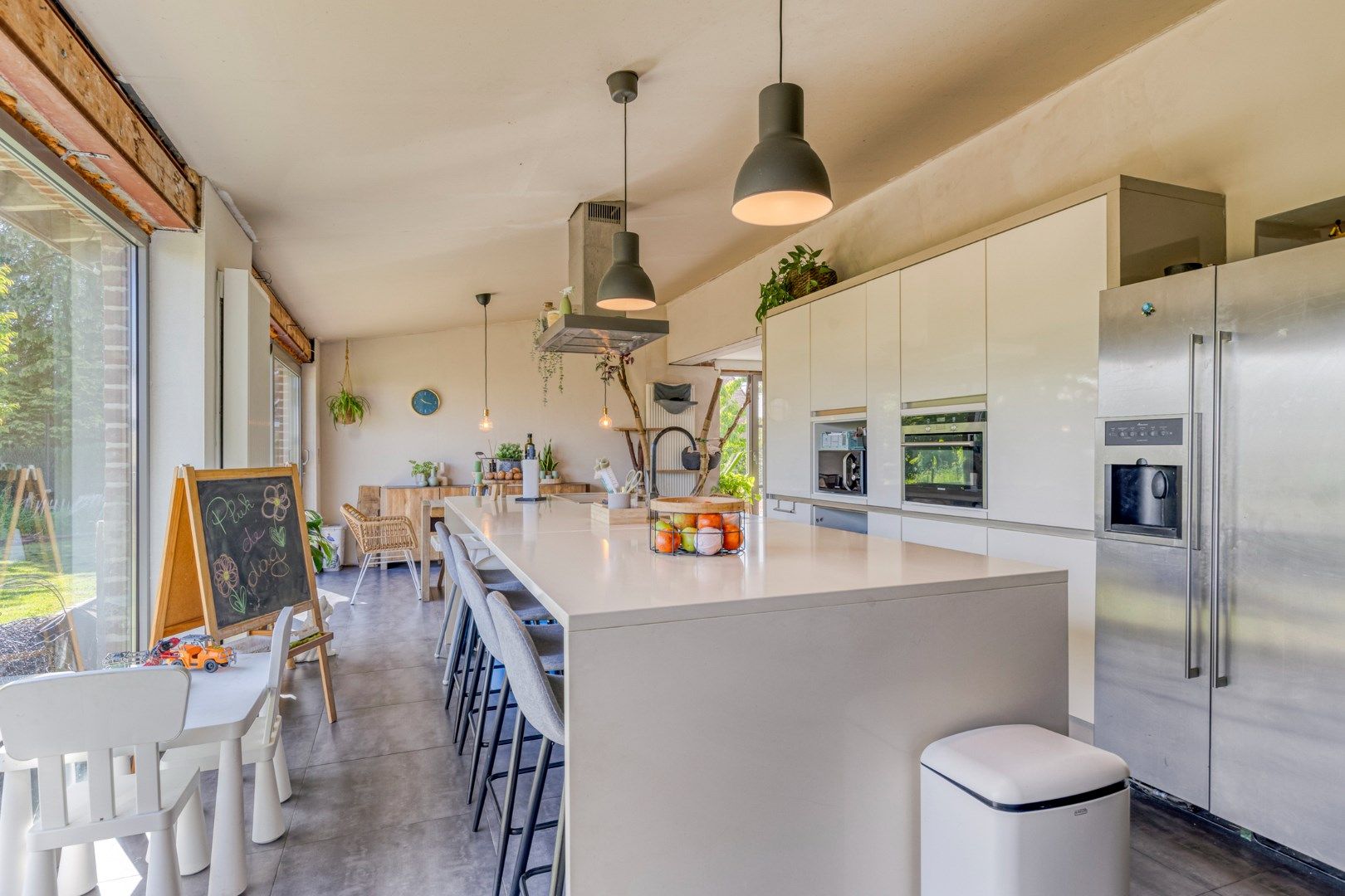  Goed gelegen open bebouwing met 4 slaapkamers en tuin in Kerkom - EPC 540 kWh/m² - bewoonbare oppervlakte 238  m²  foto 15